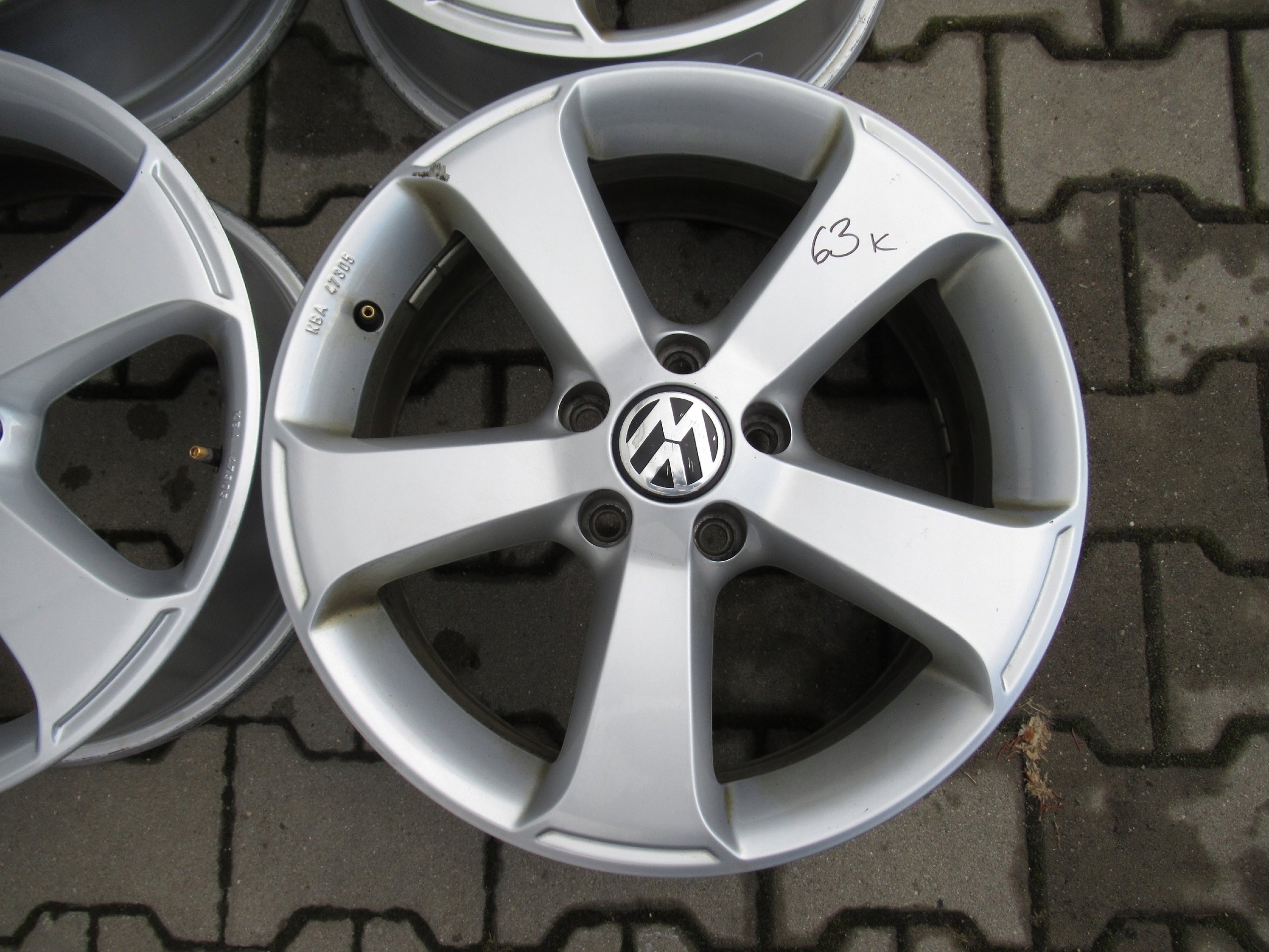 Alu Felge Volkswagen Scirocco CC Passat 17 Zoll 6.5J 5x112 39ET 1K8071497