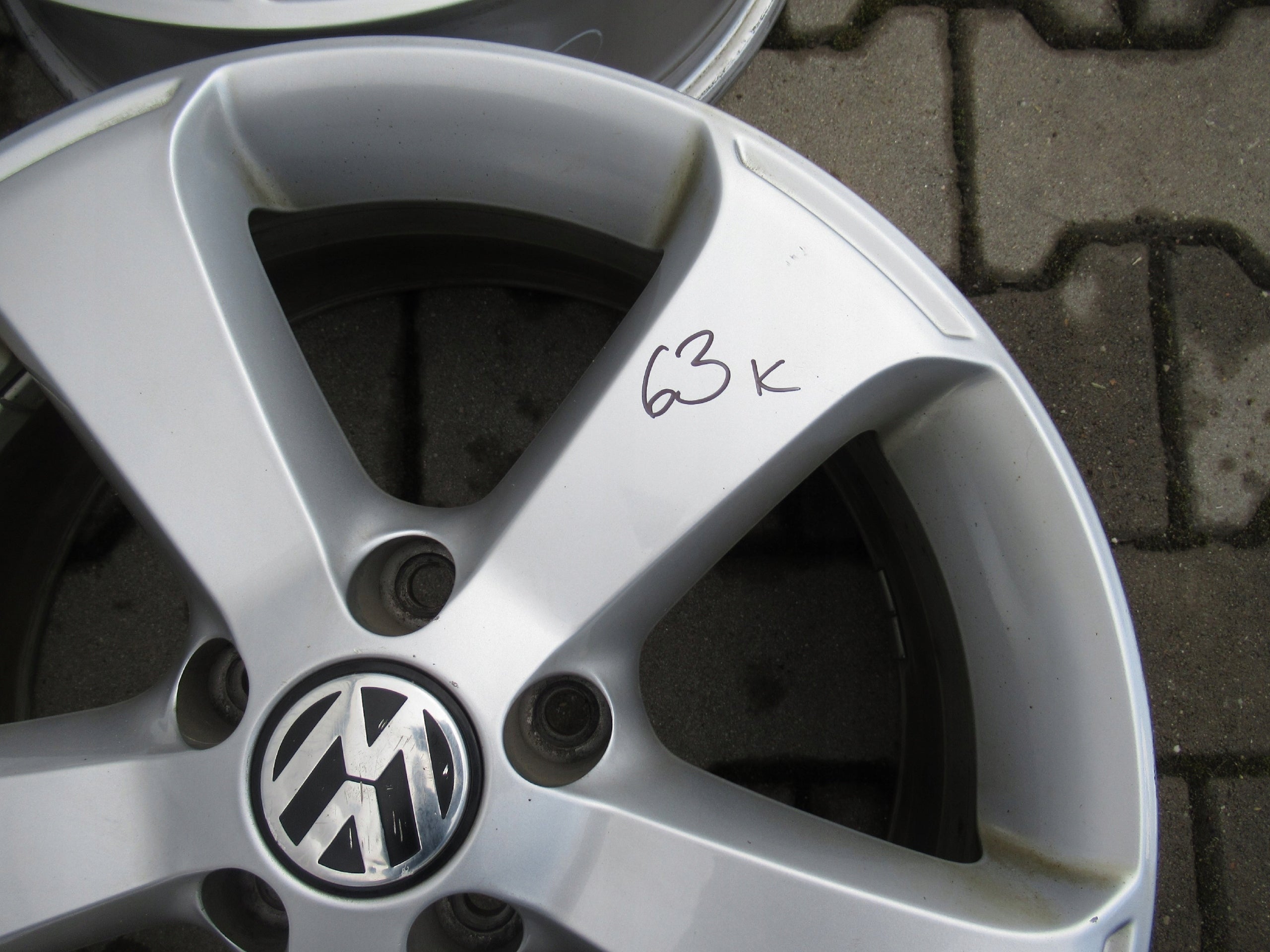 Alu Felge Volkswagen Scirocco CC Passat 17 Zoll 6.5J 5x112 39ET 1K8071497