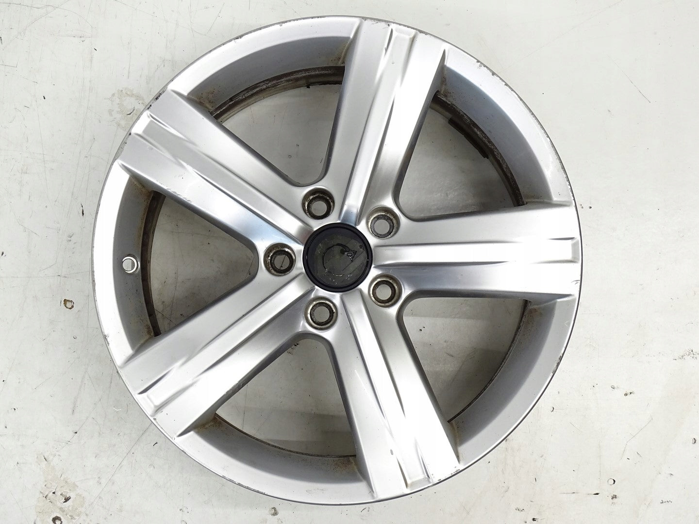 Alu Felge Volkswagen CC Passat T4 Aluminum rim 17 Zoll 7.5J 5x112 3AA601025E