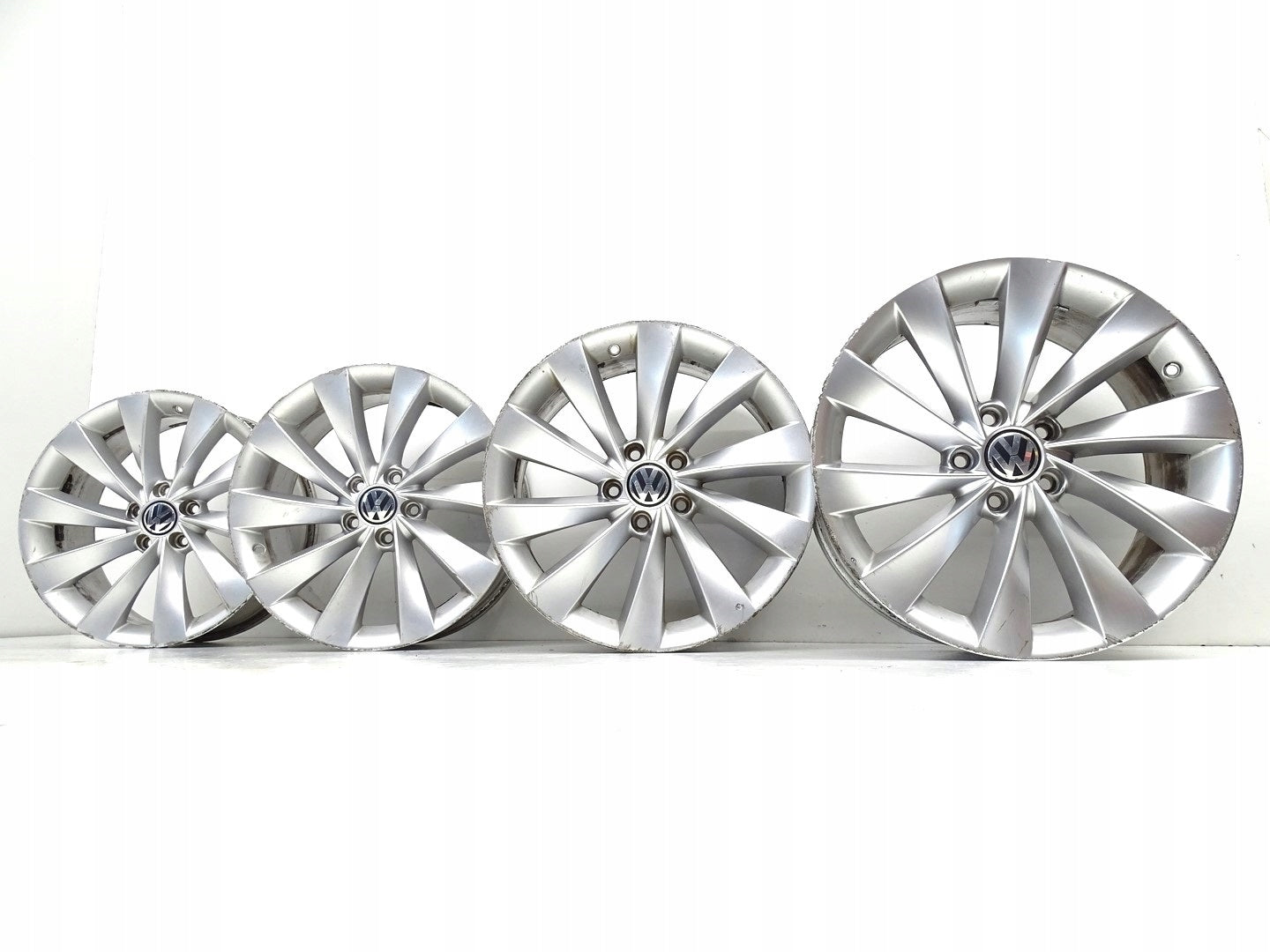  Alu rim Volkswagen CC Passat T4 Aluminum rim 18 inch 8.0J 5x112 3C8601025AB  product image