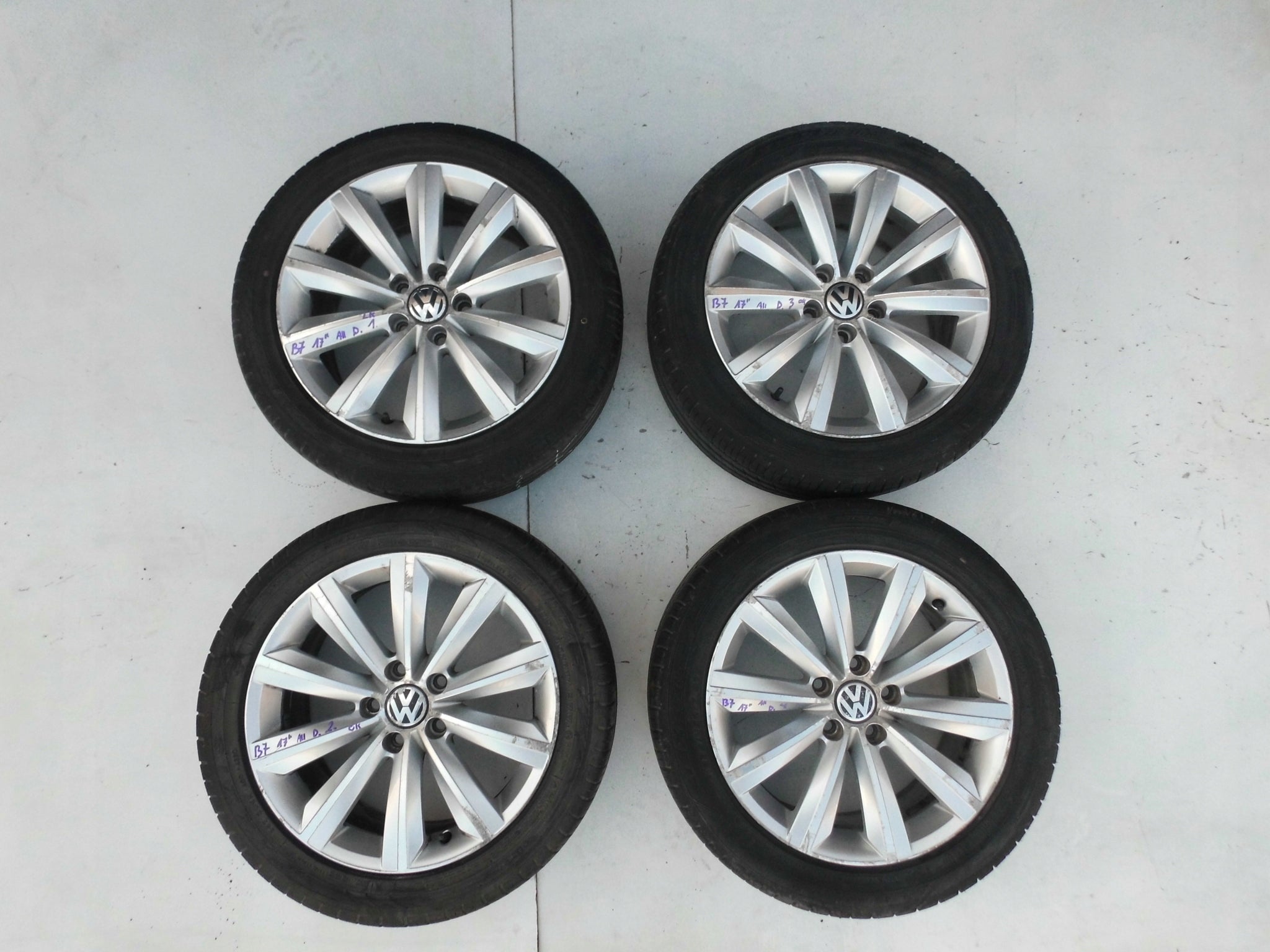  Alu Felge Volkswagen CC Touran Passat 17 Zoll 7.5J 5x112 47ET 3C0601025K product image