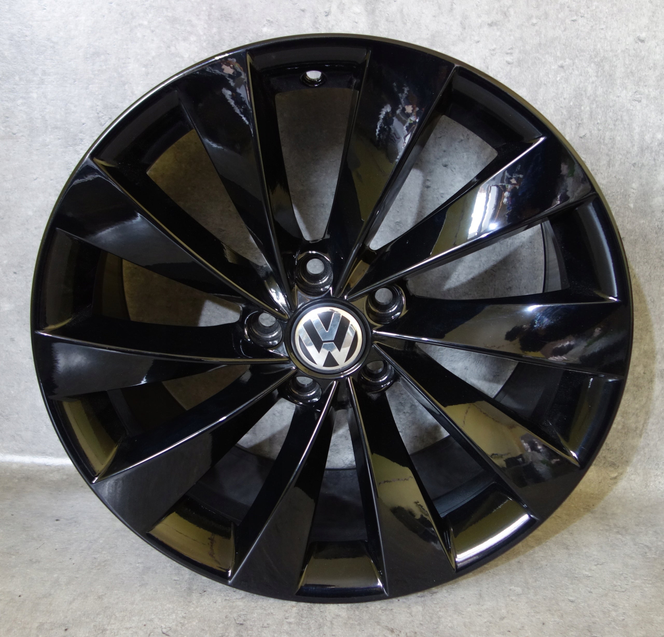 Alu Felge Volkswagen CC Passat 18 Zoll 8.0J 5x112 41ET 3C8601025D