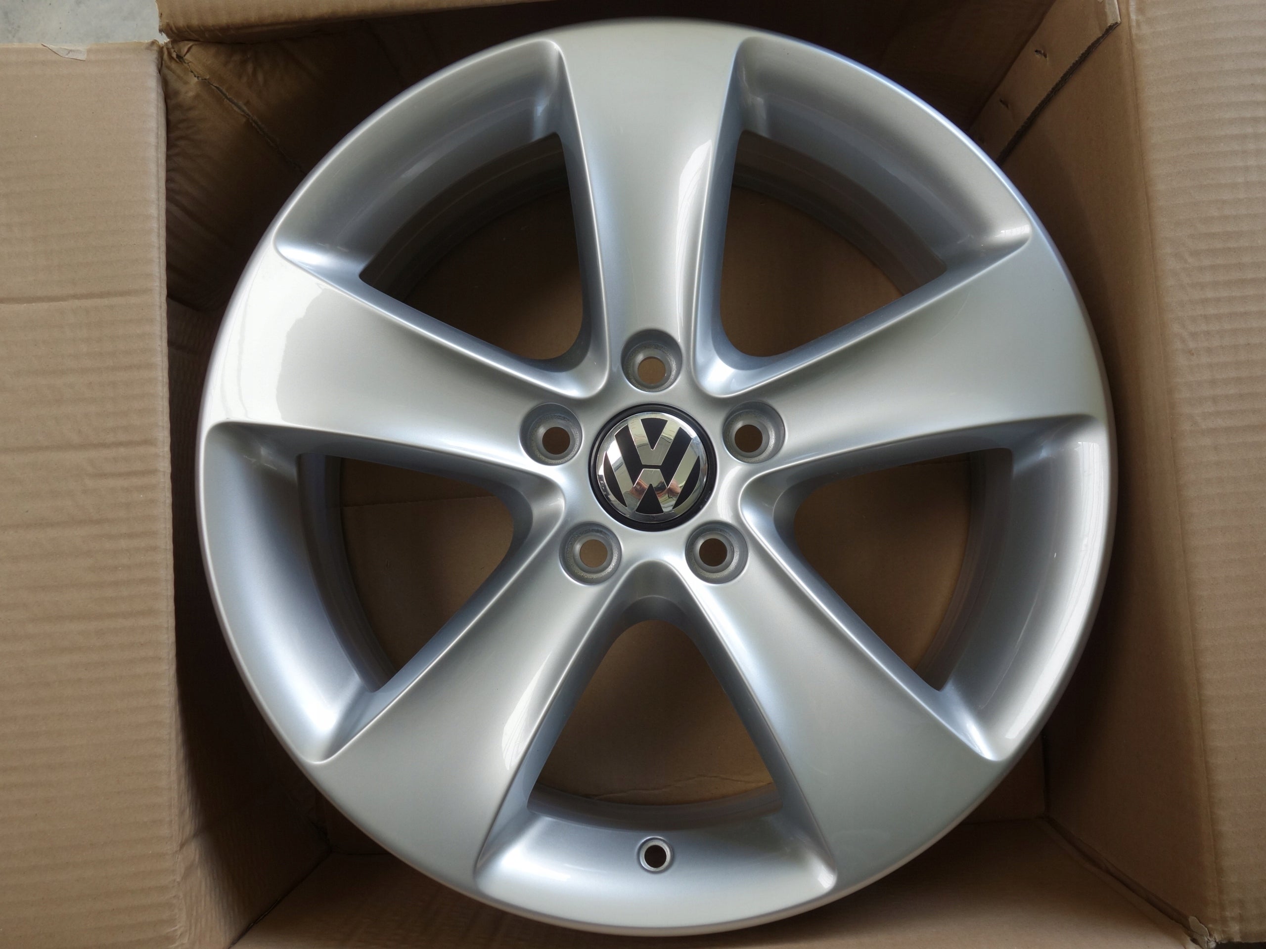 Alu Felge Volkswagen CC Passat 17 Zoll 6.5J 5x112 39ET 3C8601025F