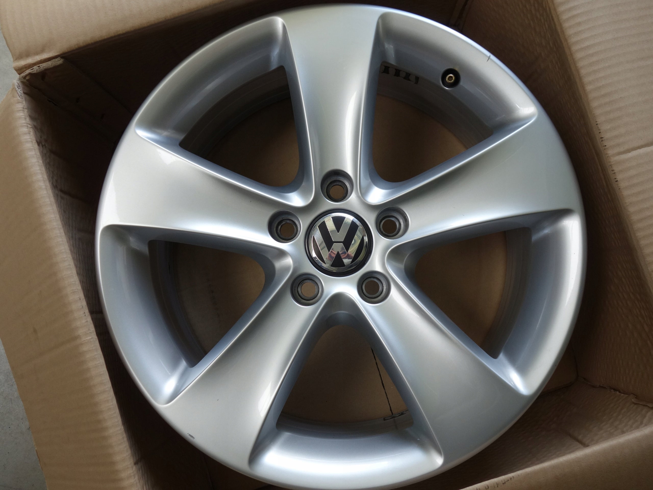 Alu Felge Volkswagen CC Passat 17 Zoll 6.5J 5x112 39ET 3C8601025F