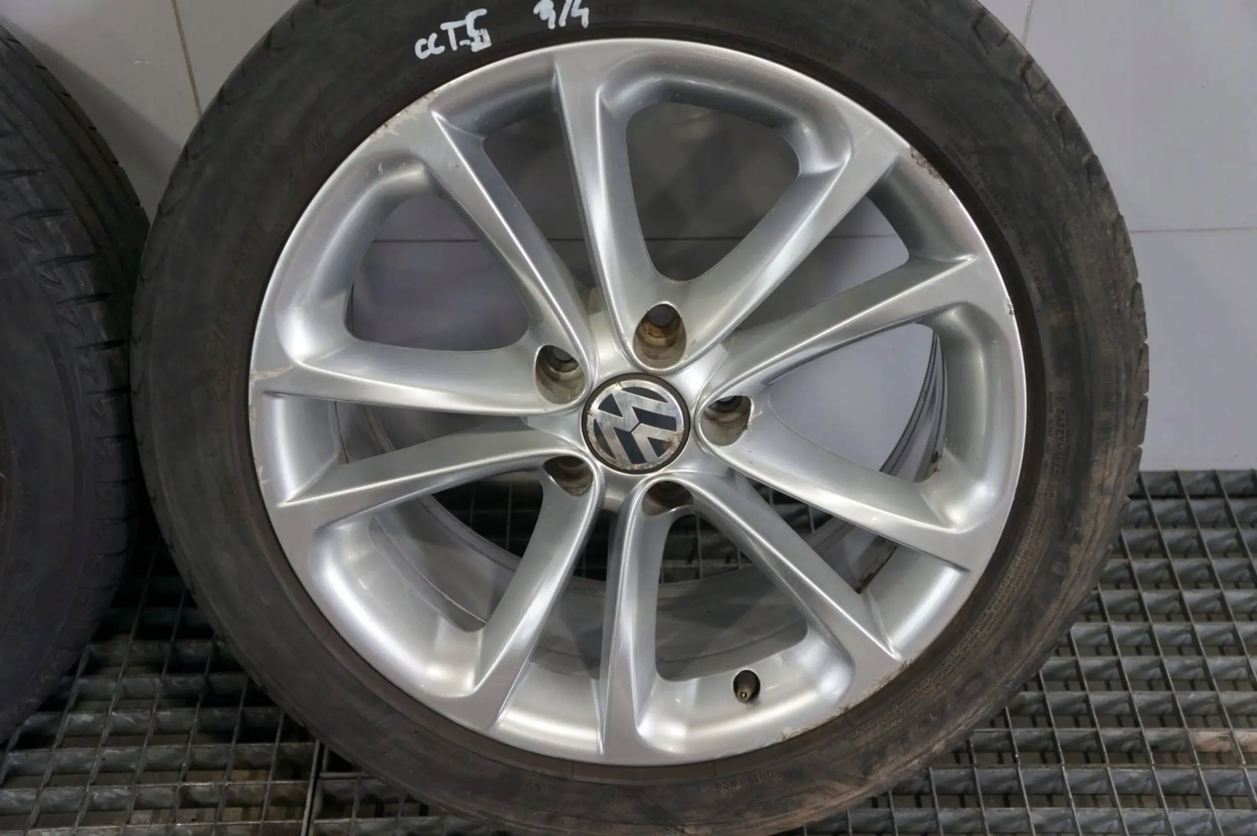 Alu Felge Volkswagen CC Passat 17 Zoll 8.0J 5x112 41ET 3C8601025K