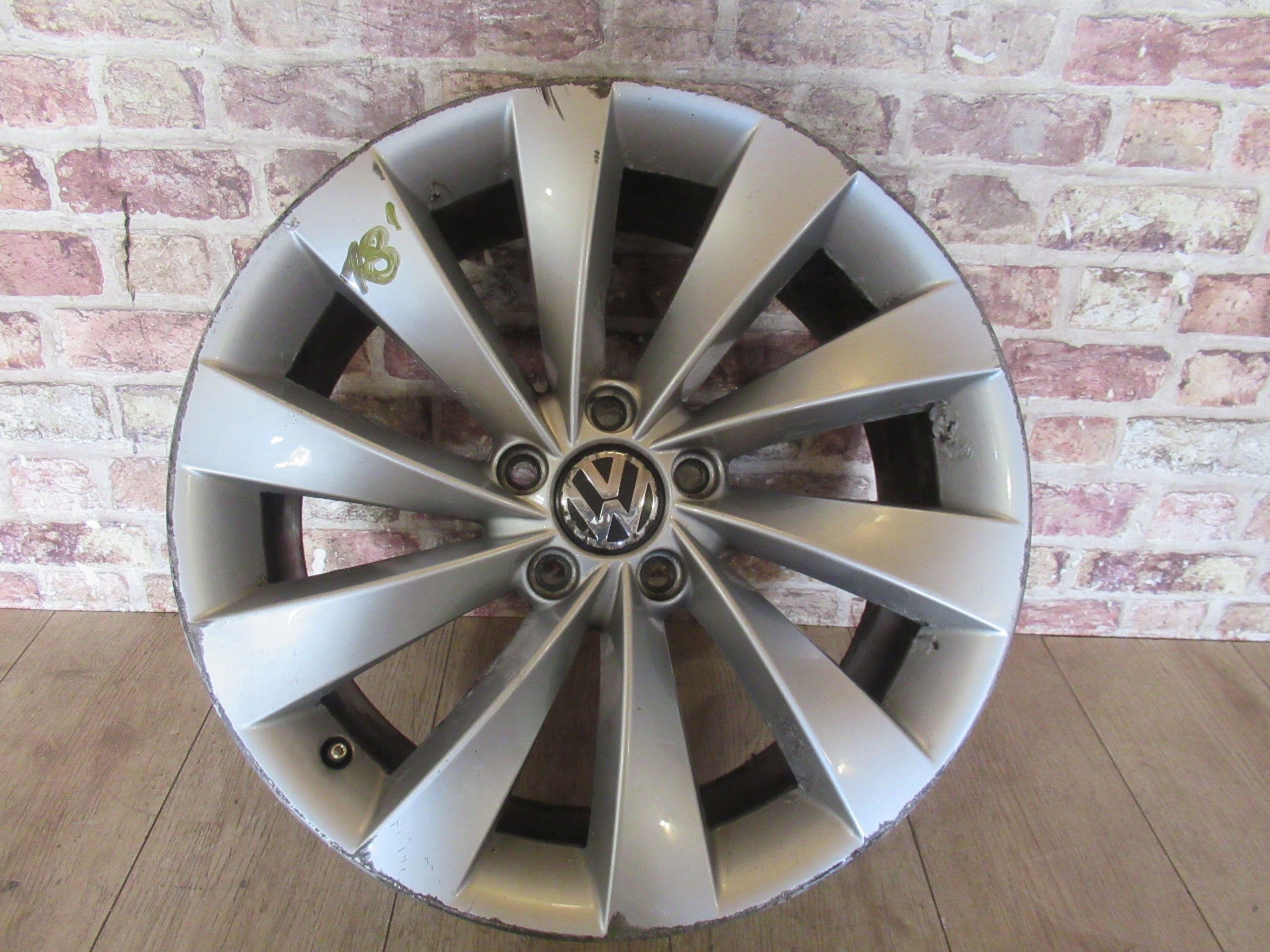 Alu Felge Volkswagen Scirocco CC T4 18 Zoll 8.0J 5x112 41ET 3C8601025D