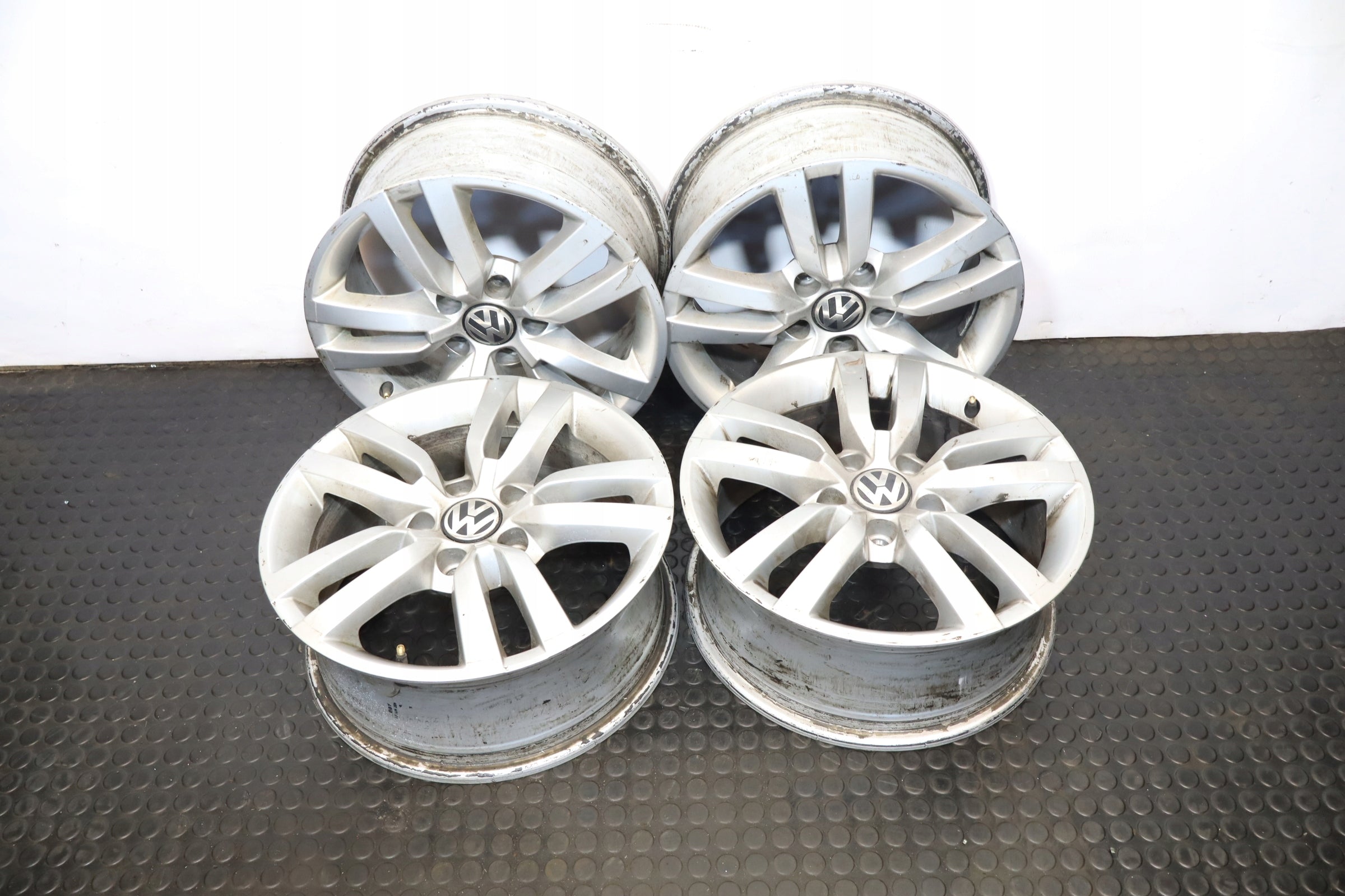  Alu Felge Volkswagen T3 Tiguan Aluminum rim 16 Zoll 6.5J 5x112 33ET product image