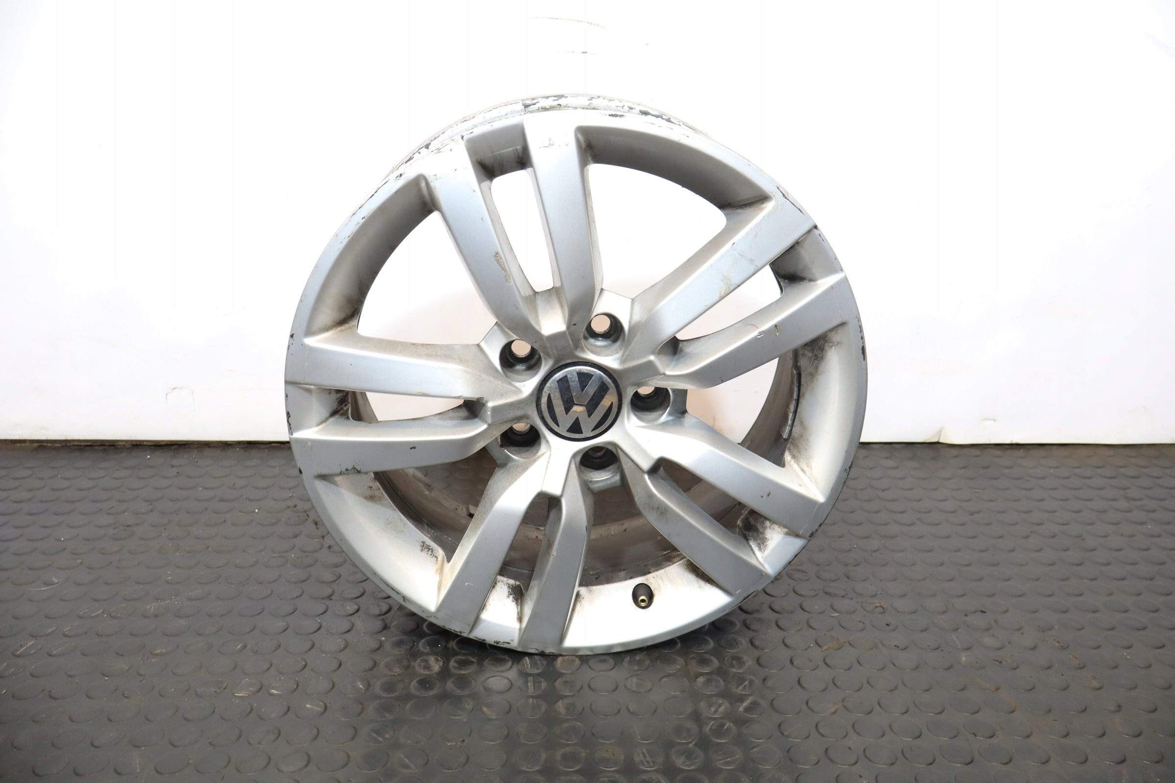 Alu Felge Volkswagen T3 Tiguan Aluminum rim 16 Zoll 6.5J 5x112 33ET