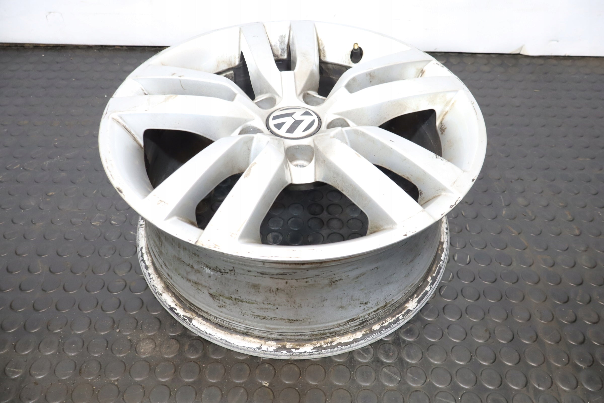 Alu Felge Volkswagen T3 Tiguan Aluminum rim 16 Zoll 6.5J 5x112 33ET