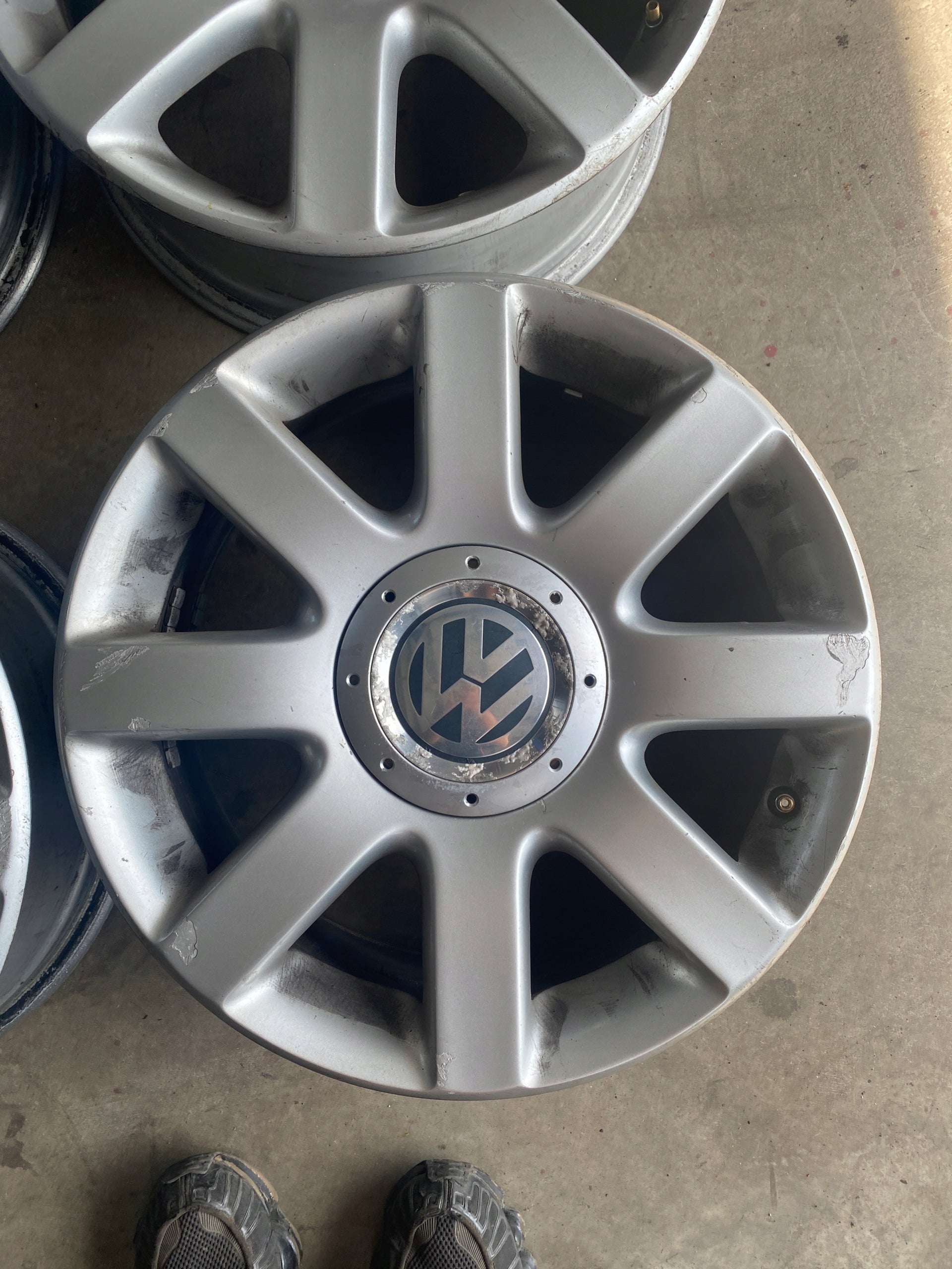 Alu Felge Volkswagen Golf T5 Touran Caddy 16 Zoll 6.5J 5x112 50ET 1K0601025R