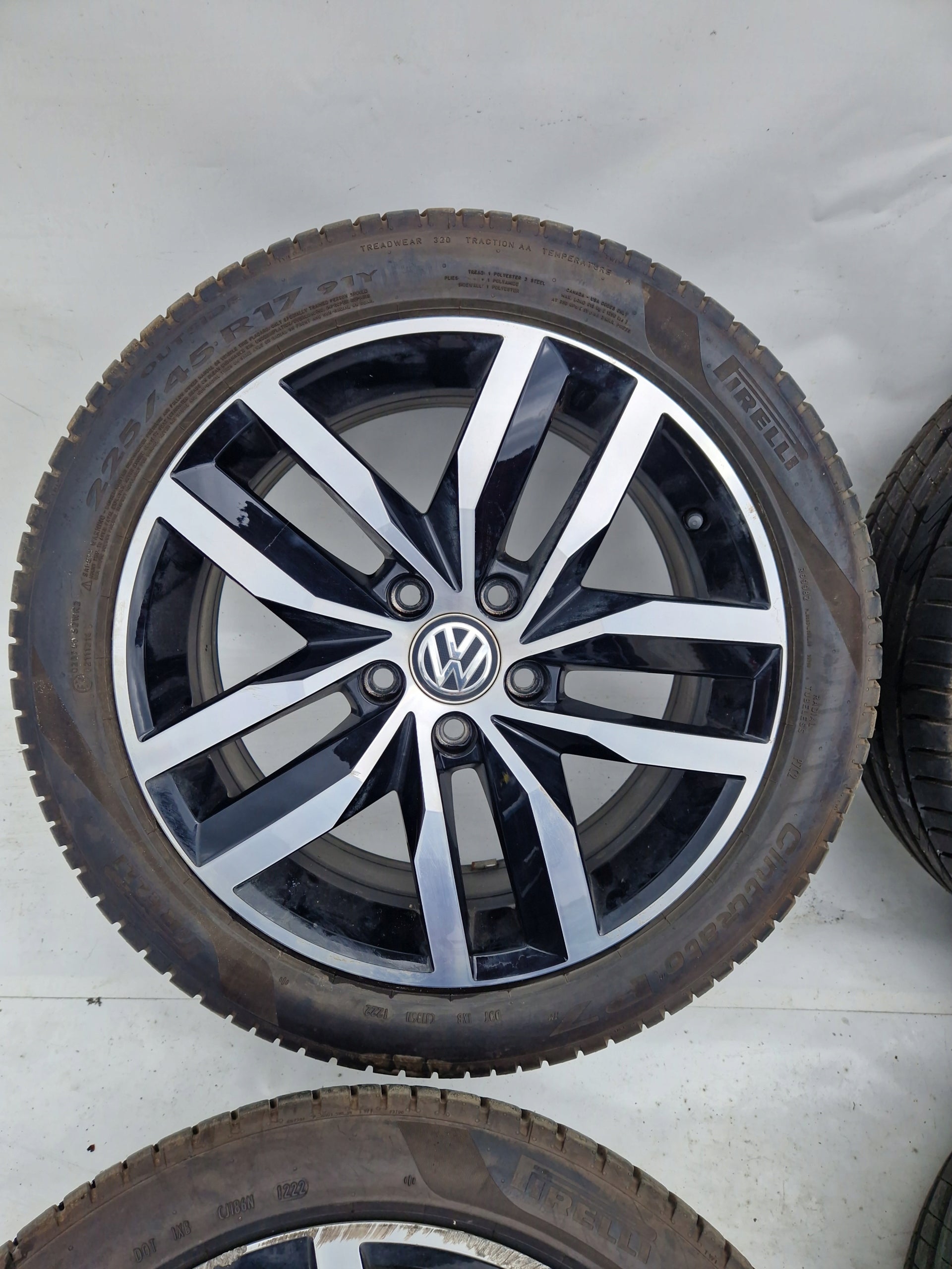 Alu Felge Volkswagen Golf VII Golf VI Golf V Golf 17 Zoll 7.0J 5x112 49ET 5G0601025BT