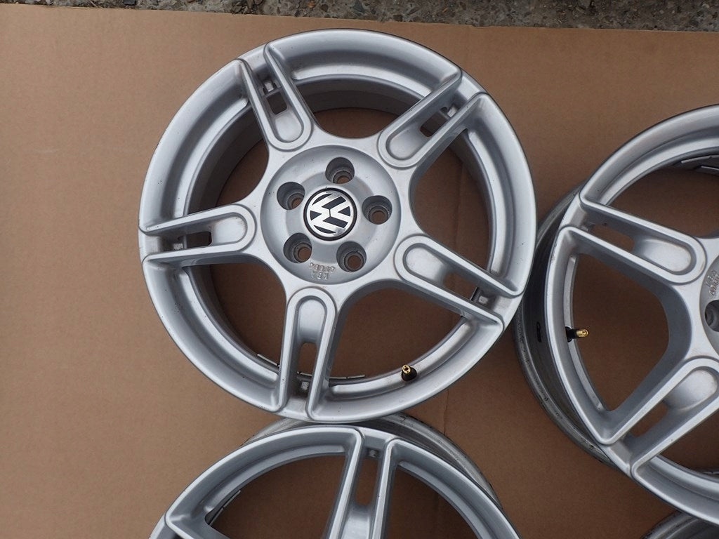 Alu Felge Volkswagen Polo Aluminum rim 16 Zoll 5x112 45ET