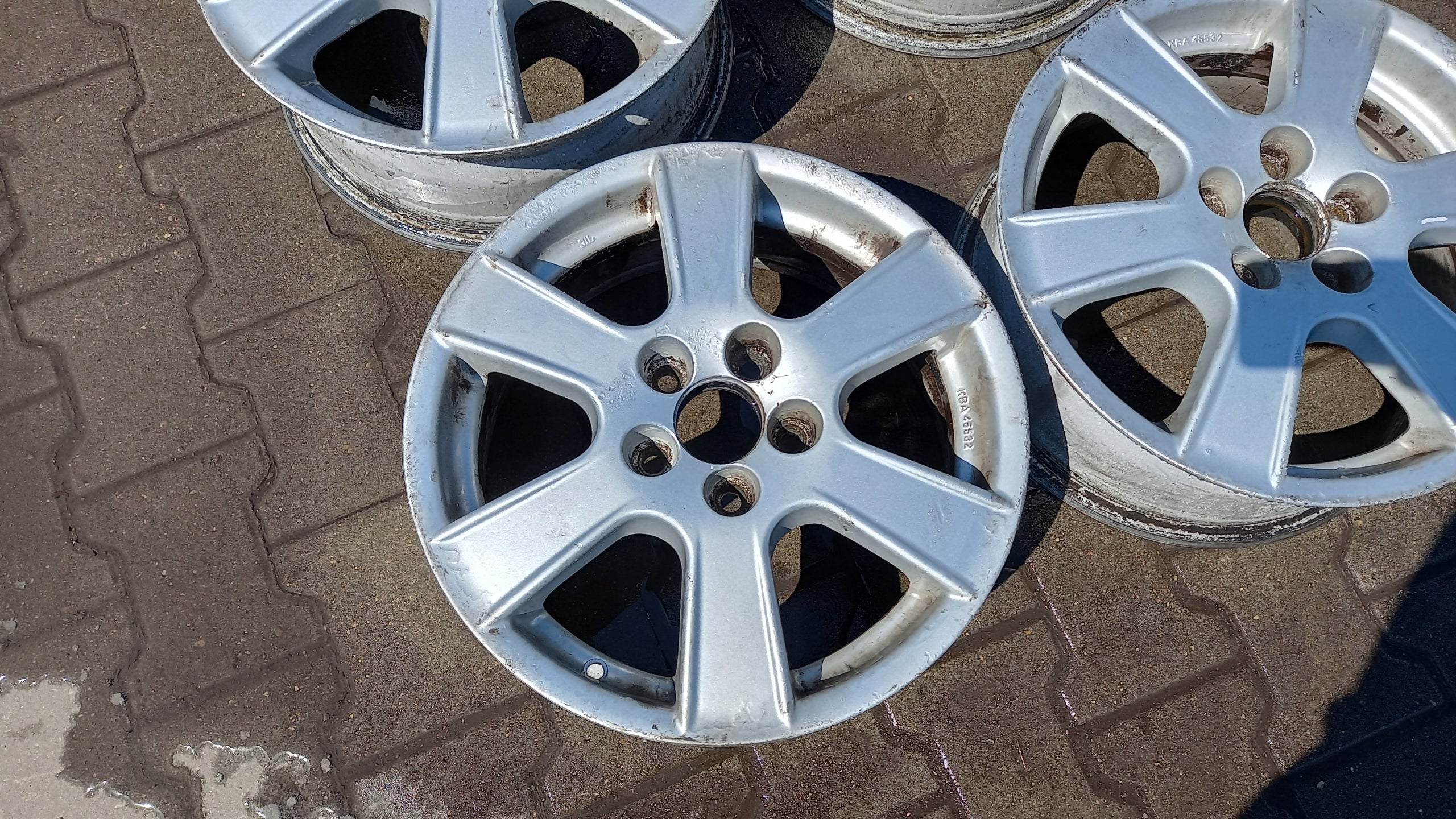 Alu Felge Volkswagen T5 Aluminum rim 16 Zoll 6.5J 5x112