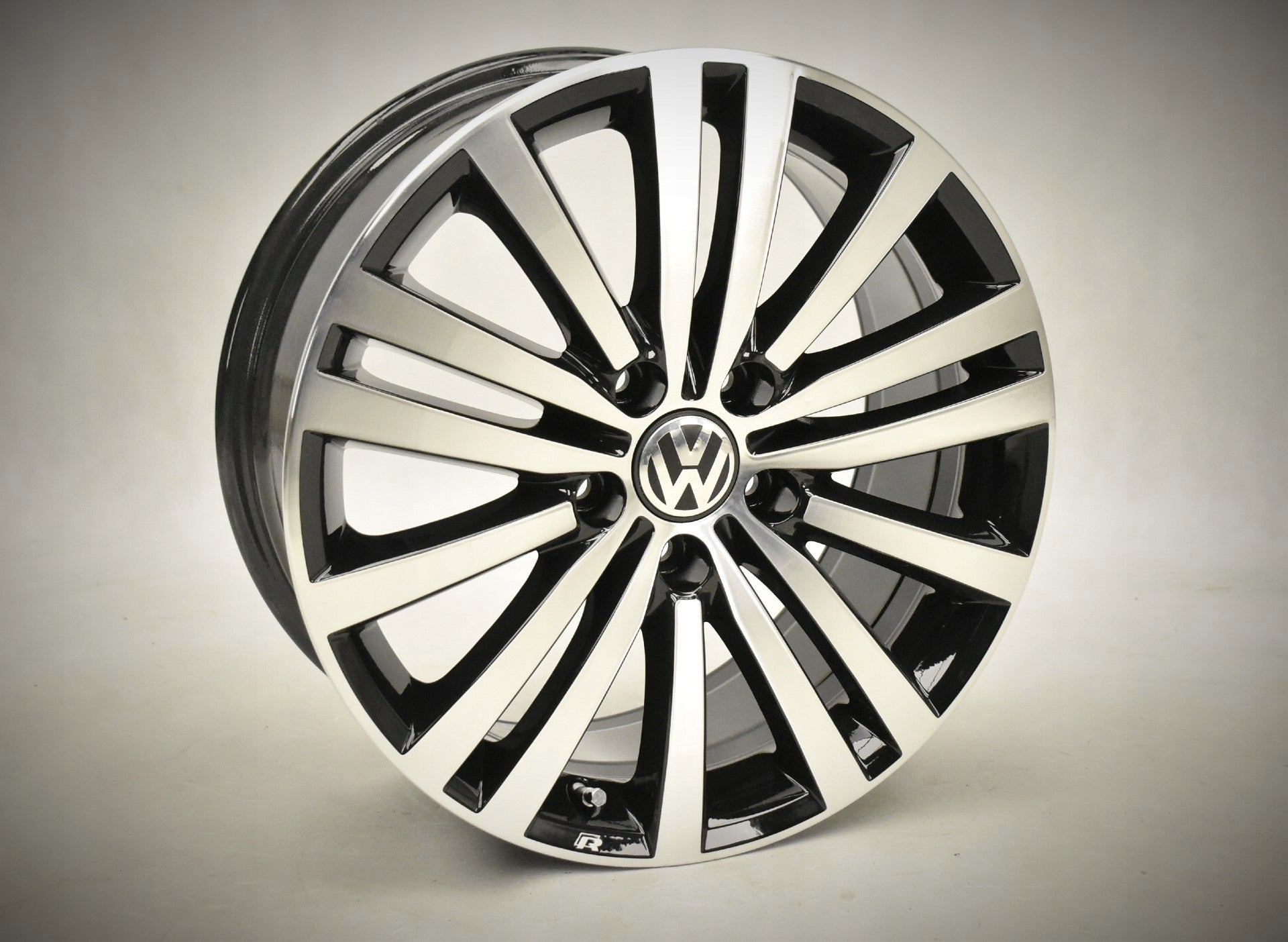  Aluminium rim Volkswagen Eos Passat T4 17 inch 7.5J 5x112 47ET 3AA601025G  product image