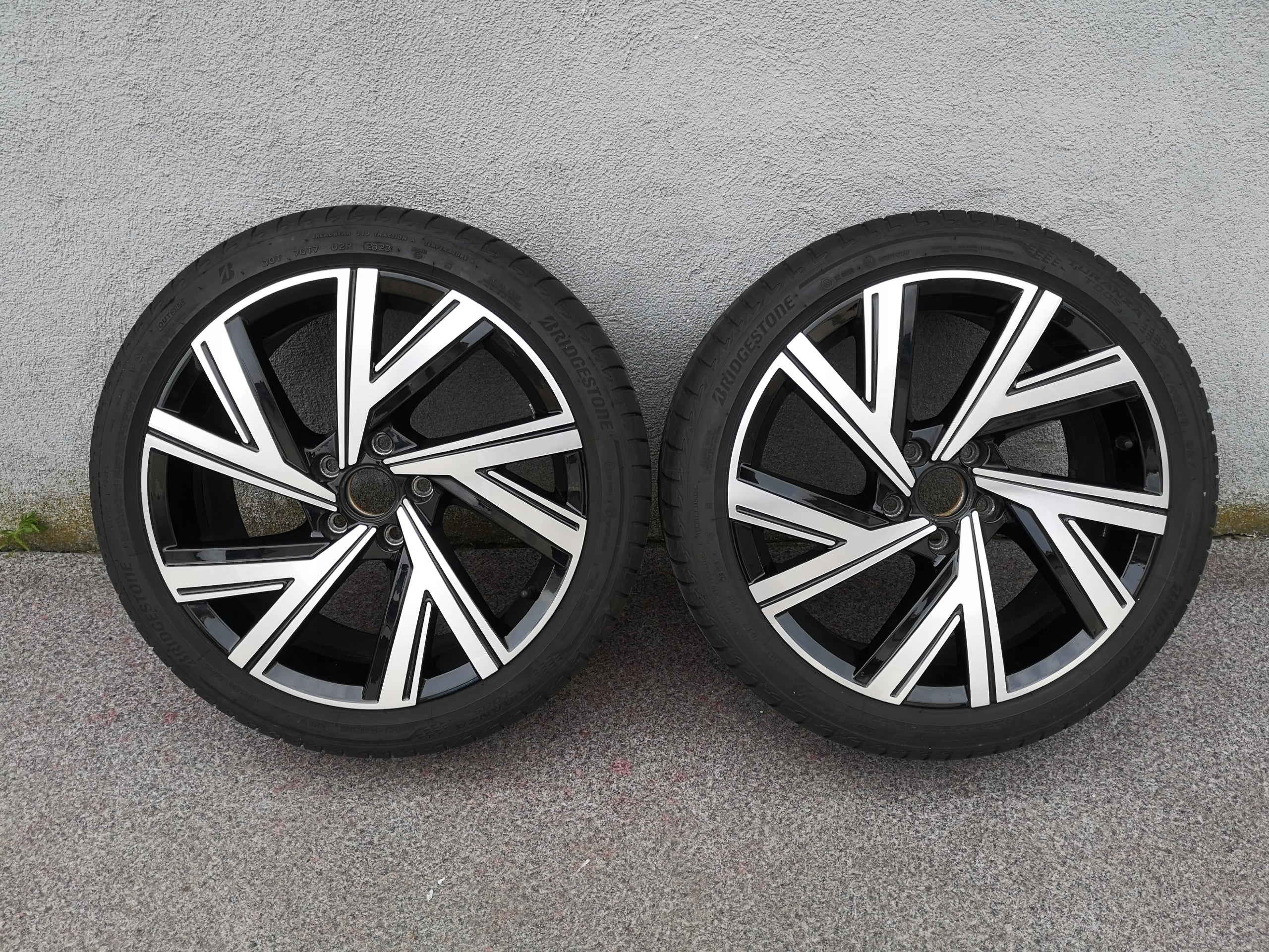 1x Alu Felge Volkswagen Golf VII Golf VIII T5 Golf V Golf VI Golf 18 Zoll 7.5J 5x112 51ET 5H0601025AE