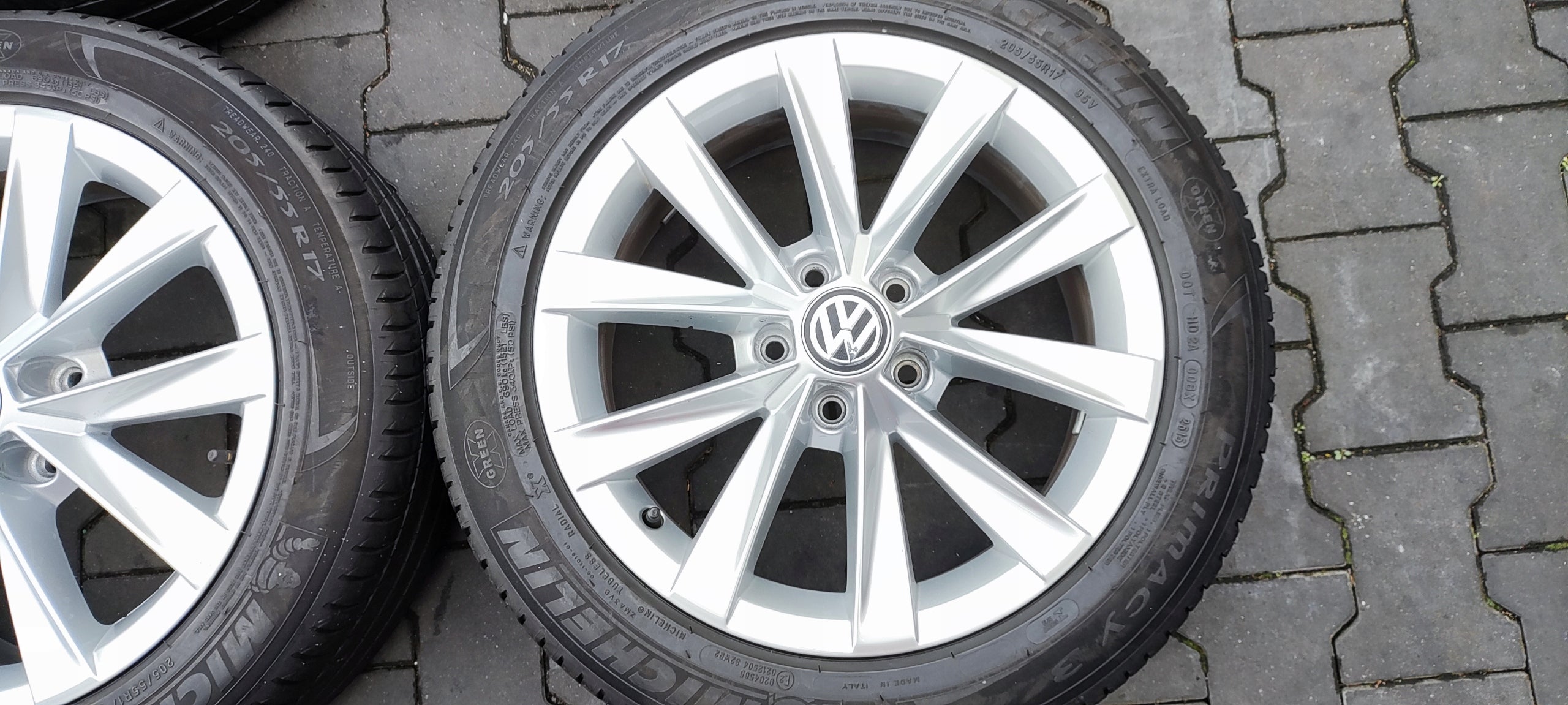 Alu Felge Volkswagen Golf VIII Golf VII Golf Golf V Golf VI Touran 17 Zoll 7.0J 5x112 42ET 5G0071497