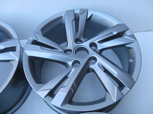 Alu Felge Volkswagen Golf VII Golf VIII Golf Golf VI Golf V 17 Zoll 7.5J 5x112 51ET 5H0601025AF