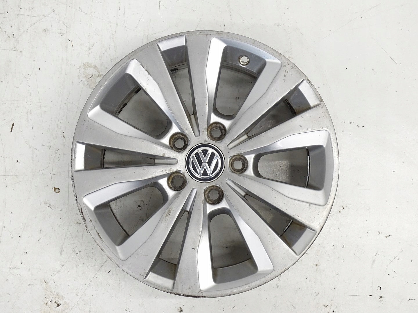 Alu Felge Volkswagen Golf VII Passat Golf Golf V Golf VI T4 16 Zoll 6.5J 5x112 5G0601025