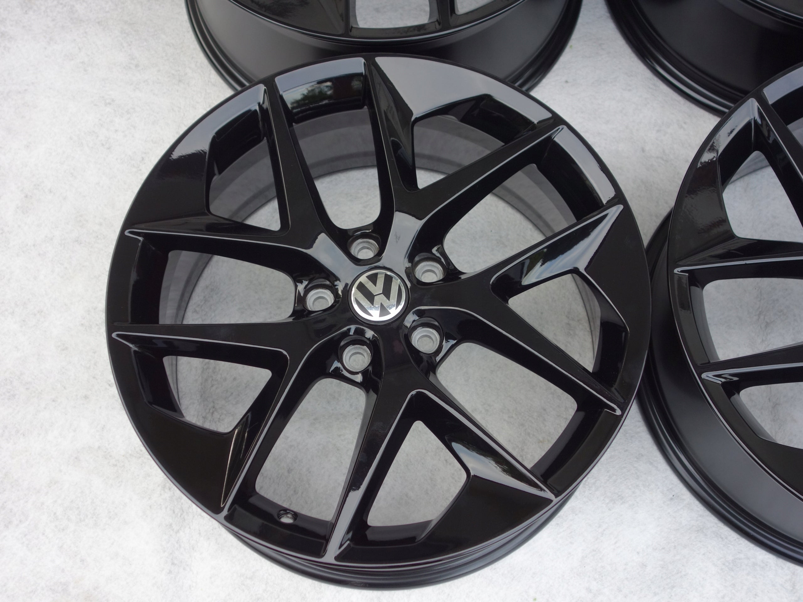 Alu Felge Volkswagen Golf VII Golf Golf V Golf VI Touran 18 Zoll 7.5J 5x112 51ET 5F0601025F