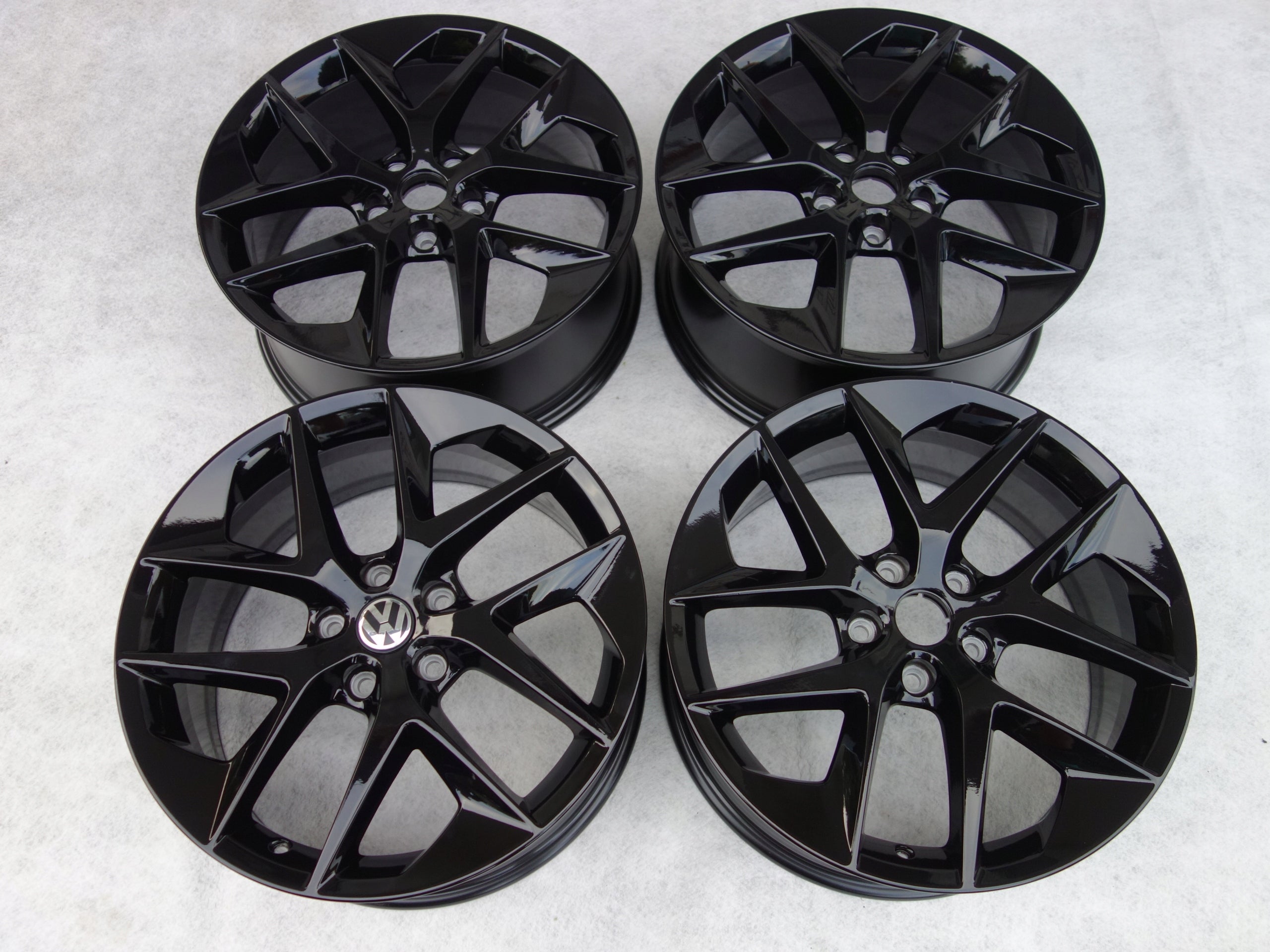 Alu Felge Volkswagen Golf VII Golf Golf V Golf VI Touran 18 Zoll 7.5J 5x112 51ET 5F0601025F