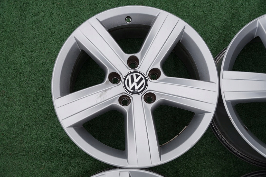 Alu Felge Volkswagen Golf V Golf VII Golf VI Golf 16 Zoll 6.5J 5x112 46ET 5G0601025BN