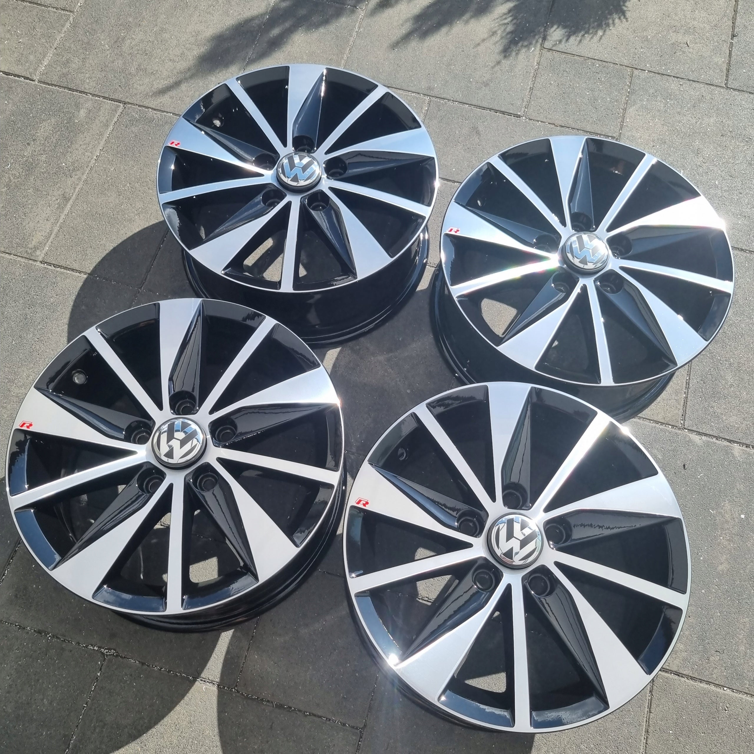 Alu Felge Volkswagen Golf V Golf VII Golf VI Golf 15 Zoll 6.0J 5x112 43ET 5G0601025AA