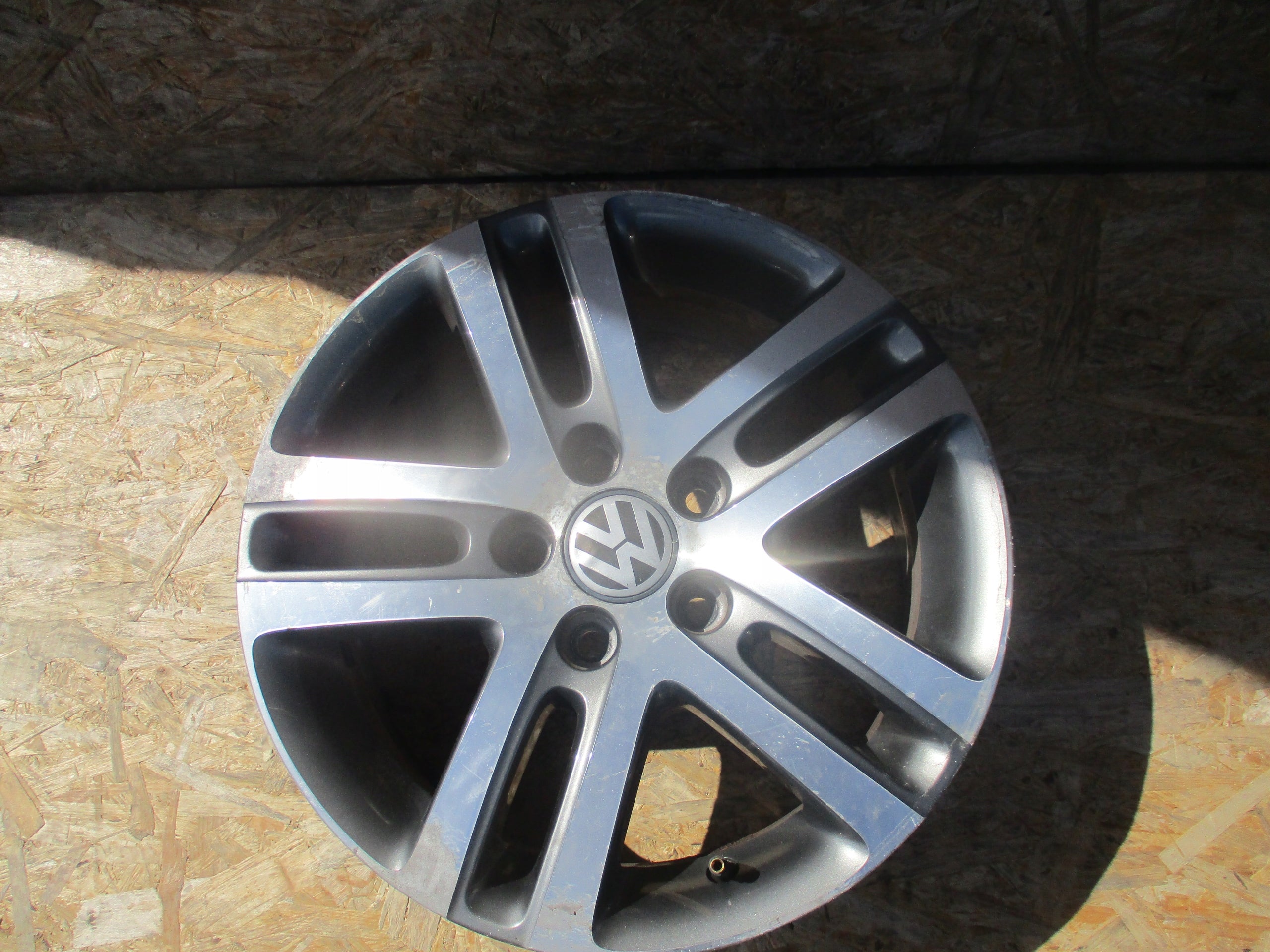 Alu Felge Volkswagen Golf V Jetta Golf VI Golf 16 Zoll 6.5J 5x112 50ET 1k0601025