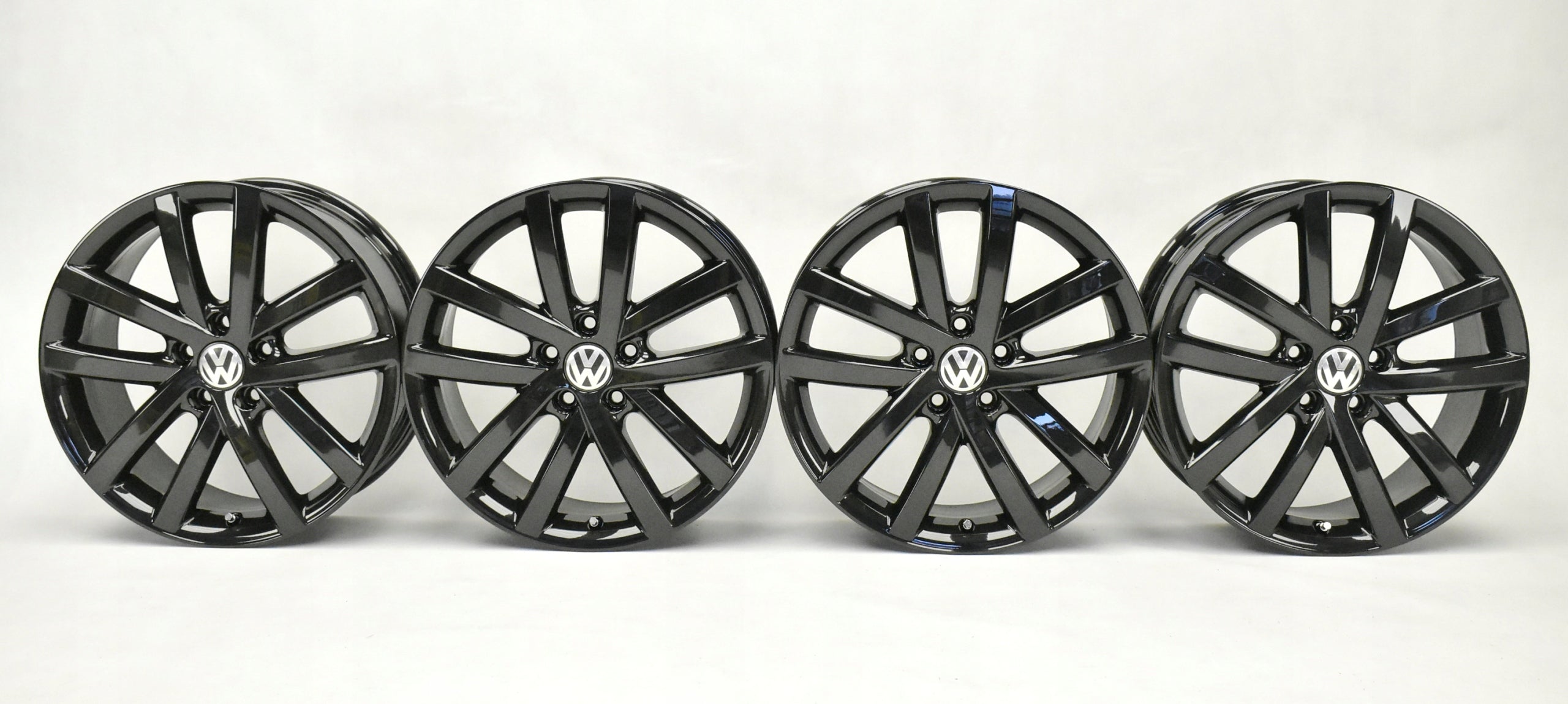 Alu Felge Volkswagen Golf V T5 Touran Golf 18 Zoll 7.5J 5x112 51ET 5K0601025L