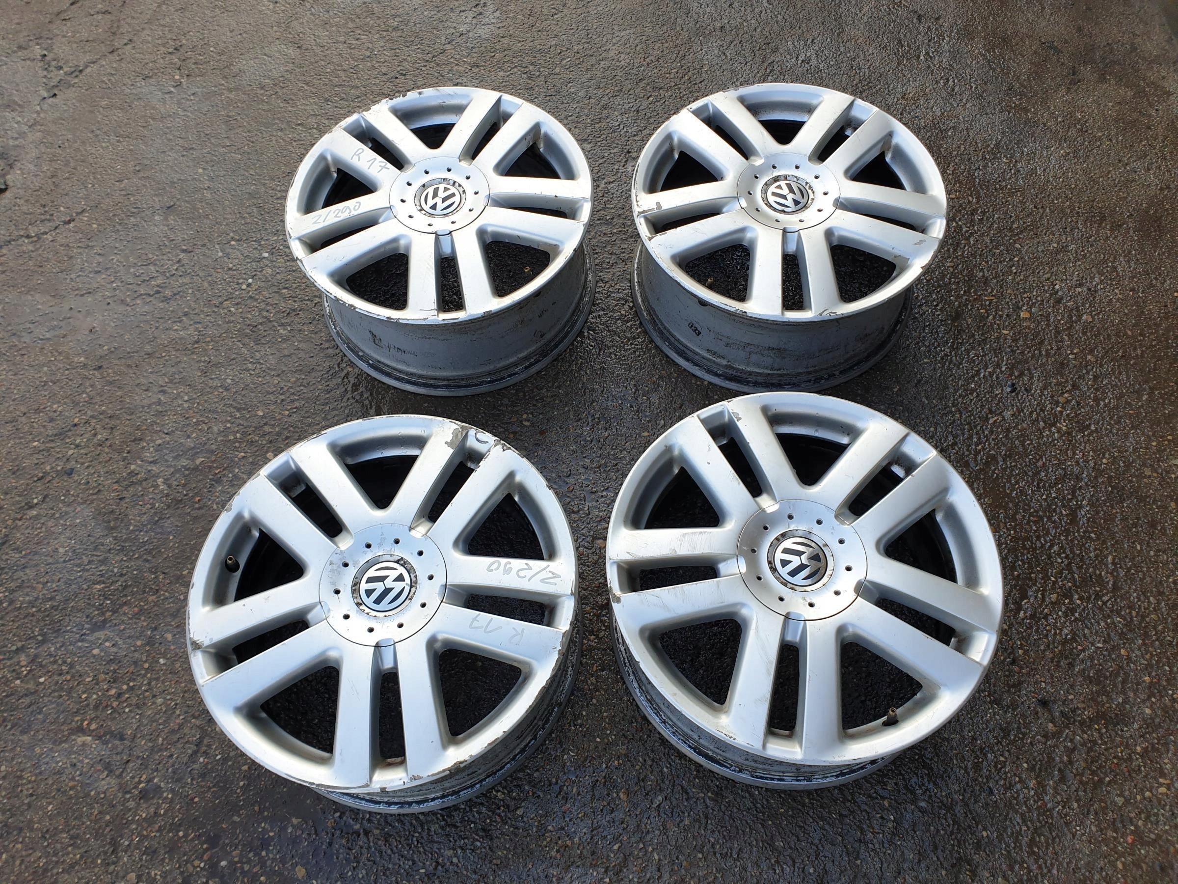  Alu Felge Volkswagen Golf V Golf Touran Aluminum rim 17 Zoll 7.0J 5x112 product image