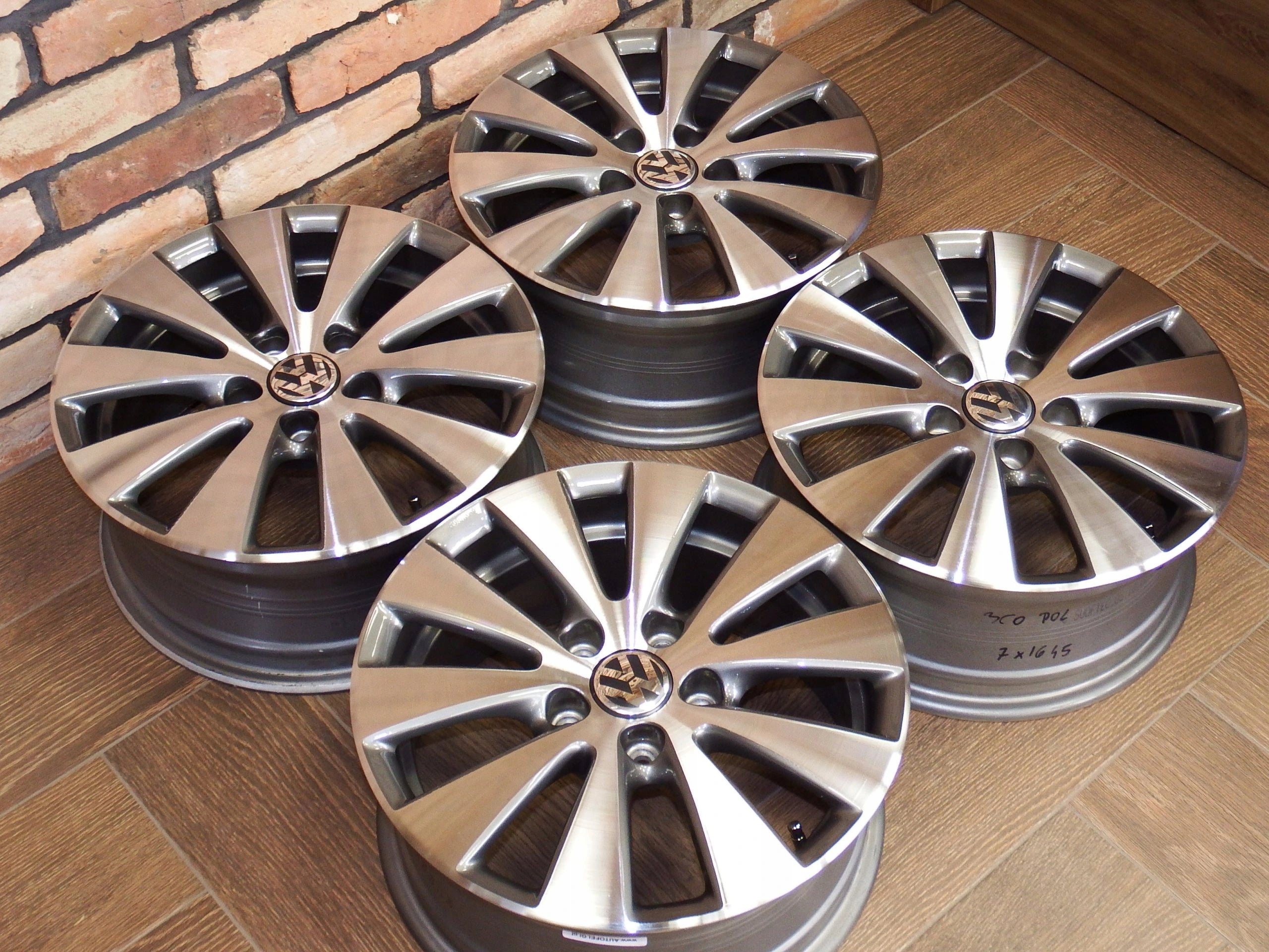 Alu Felge Volkswagen Jetta Passat Golf T4 16 Zoll 7.0J 5x112 45ET