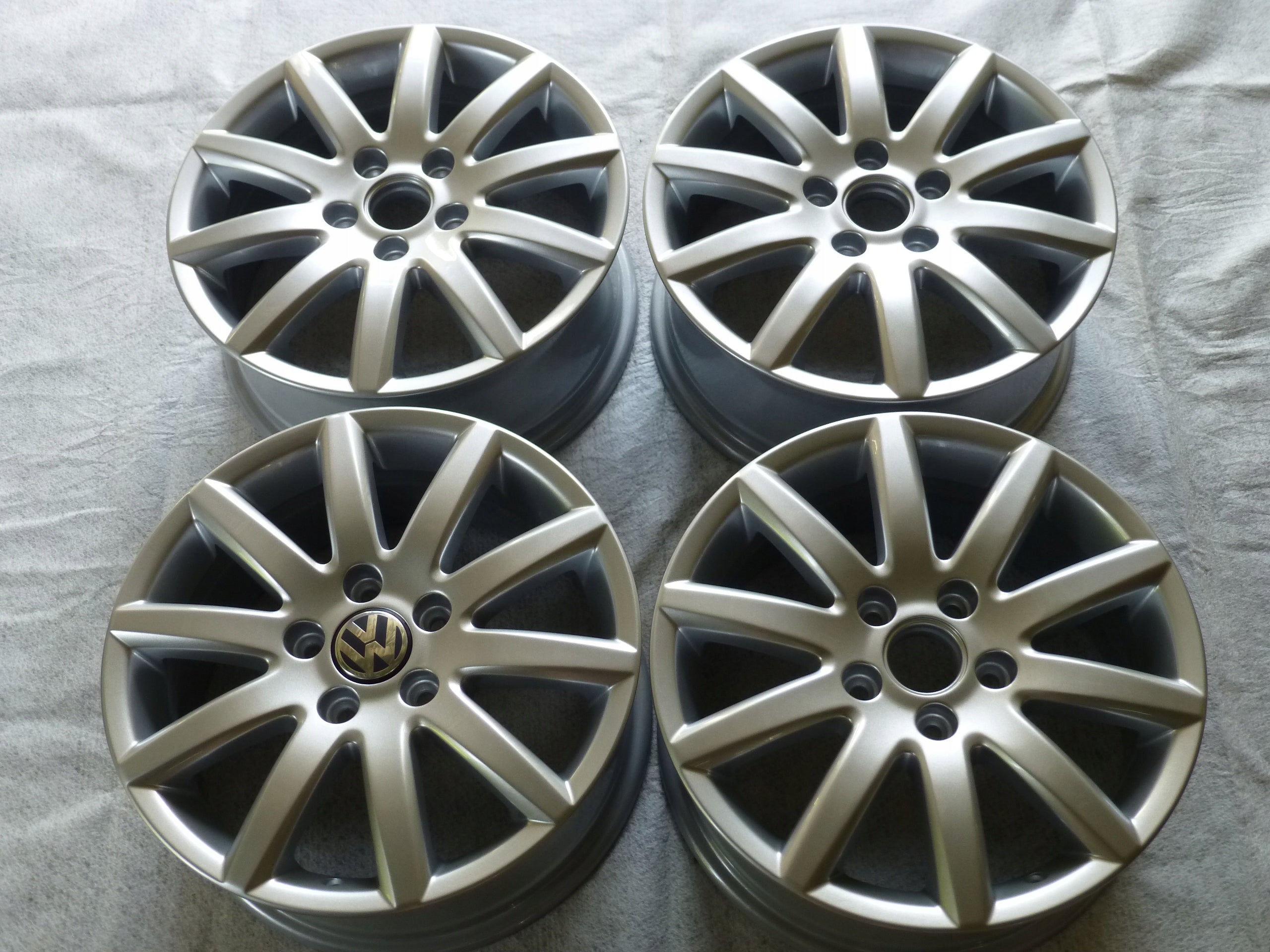  Alu Felge Volkswagen Jetta Passat Touran Golf Aluminum rim 16 Zoll 6.5J 5x112 product image