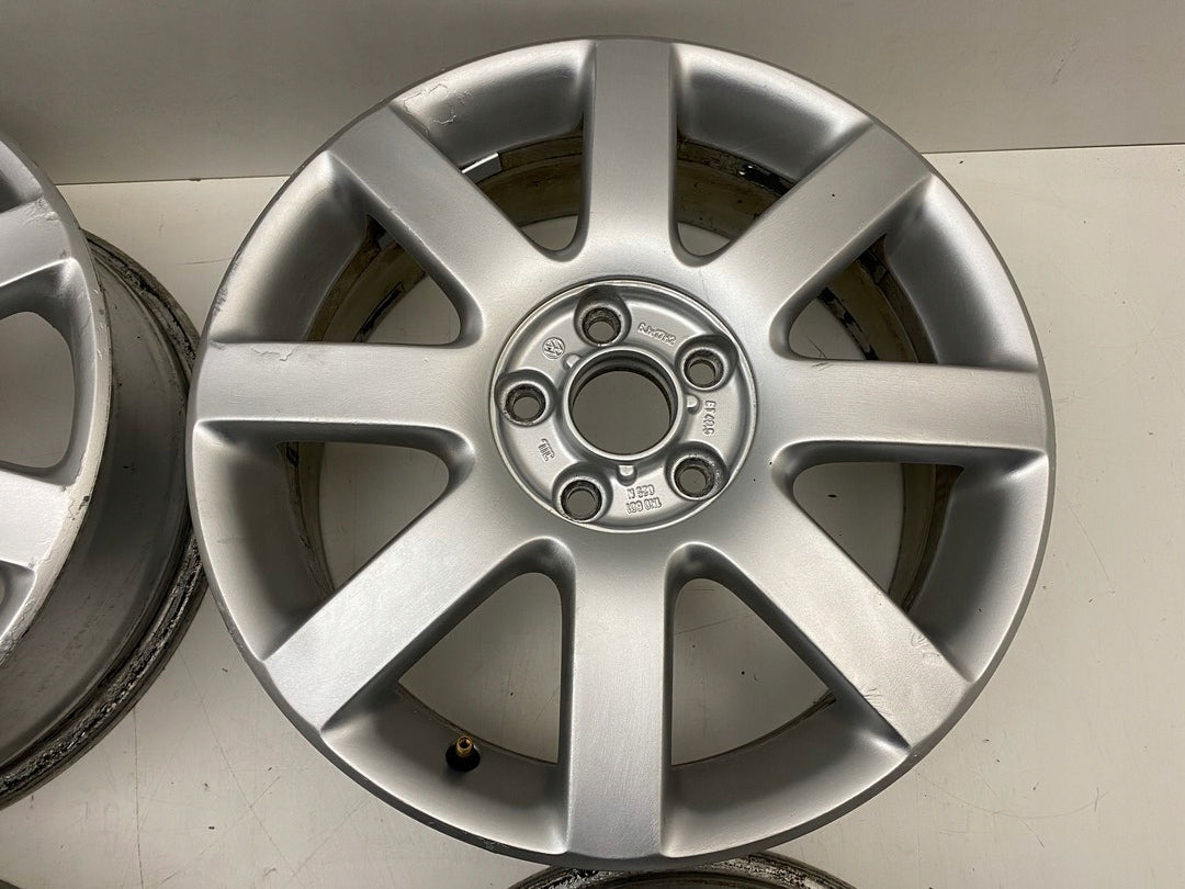 Alu Felge Volkswagen Jetta Touran Golf T4 17 Zoll 6.0J 5x112 1K0601025