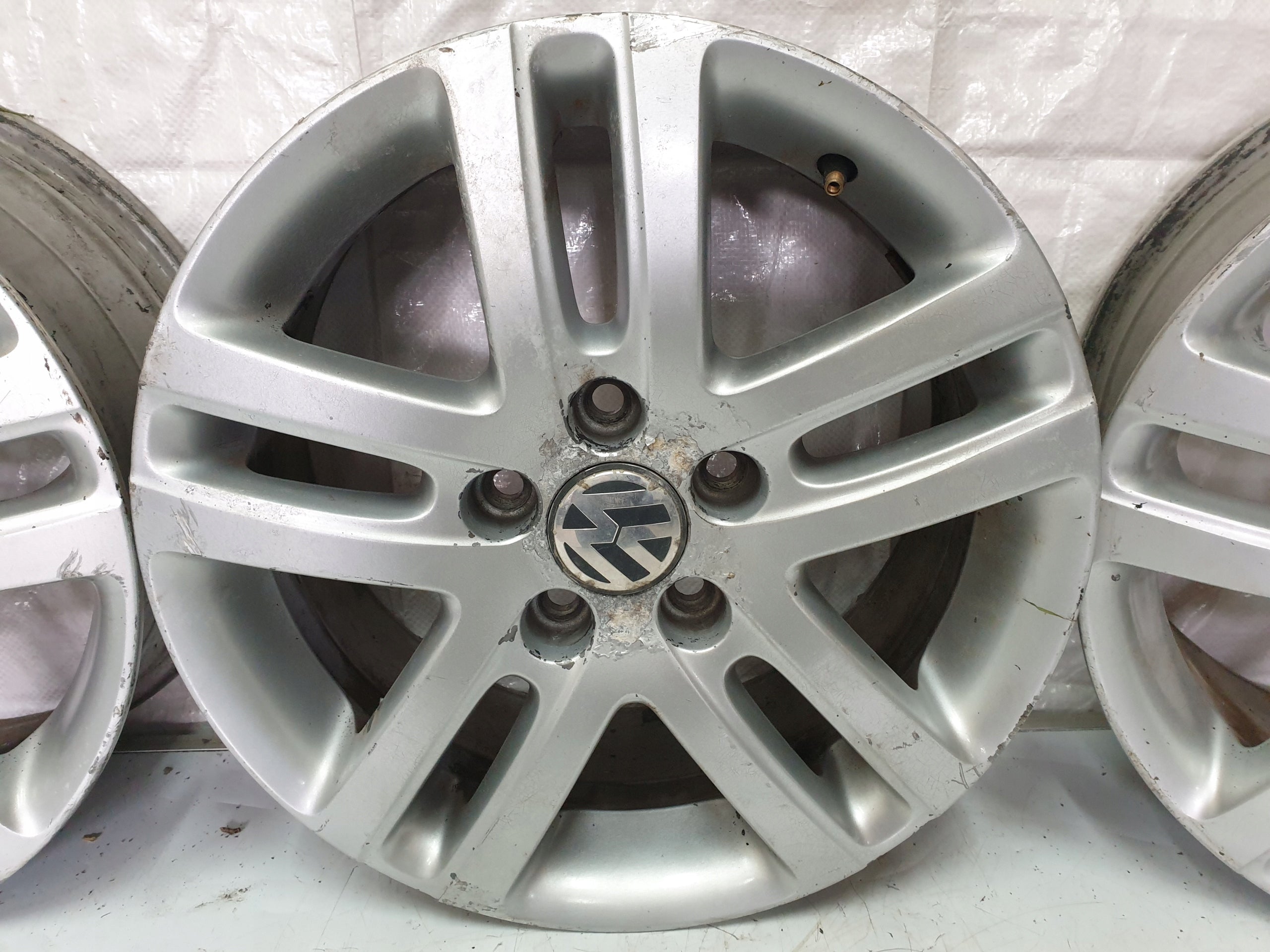 Alu Felge Volkswagen Kombi Golf Aluminum rim 16 Zoll 6.5J 5x112 1k0601025bm