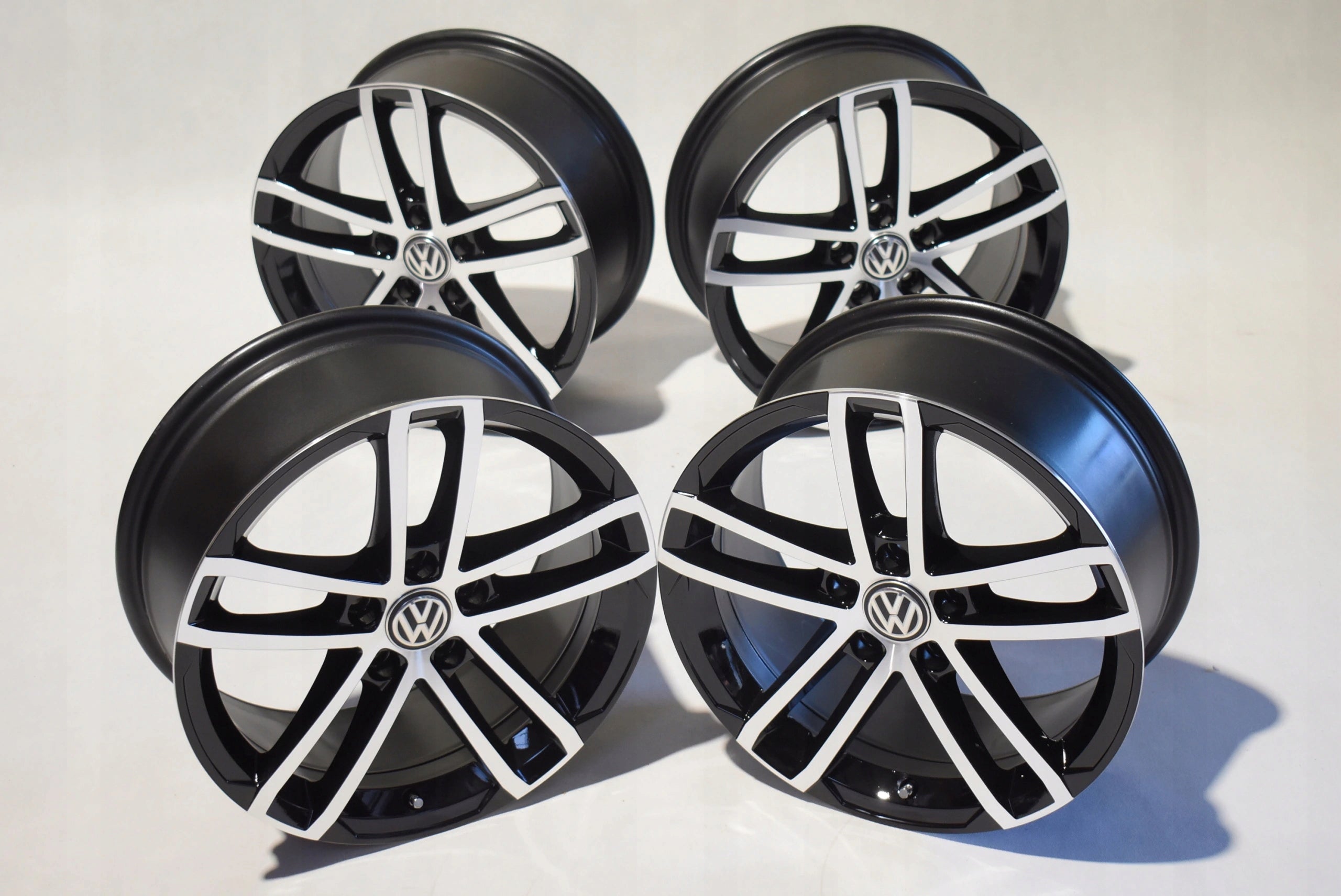 Alu Felge Volkswagen Passat Touran Golf T4 17 Zoll 7.5J 5x112 49ET