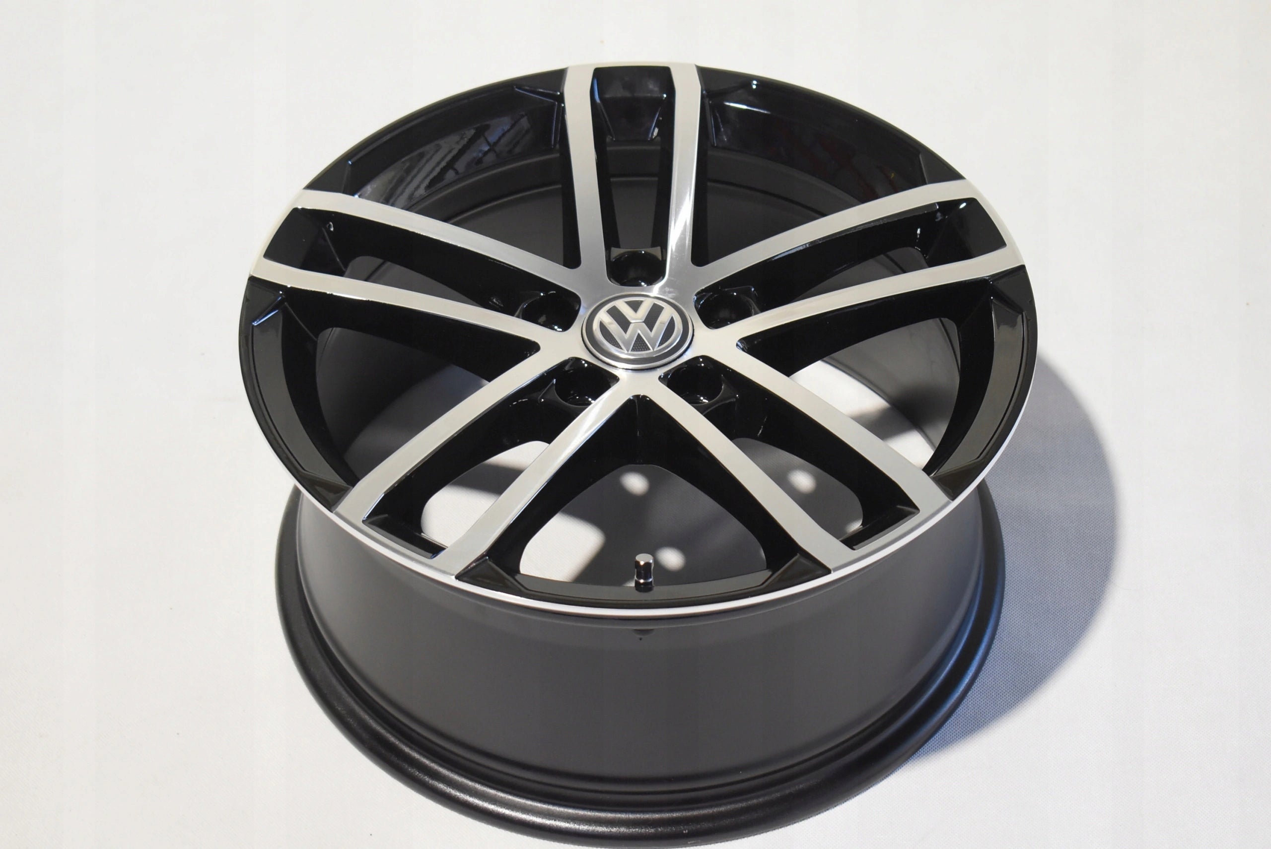 Alu Felge Volkswagen Passat Touran Golf T4 17 Zoll 7.5J 5x112 49ET