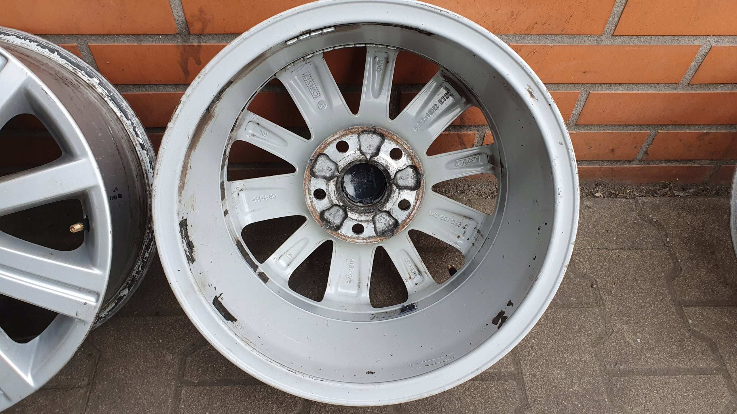 Alu Felge Volkswagen Passat Touran T5 Golf 15 Zoll 6.5J 5x112 50ET 5K0601025J