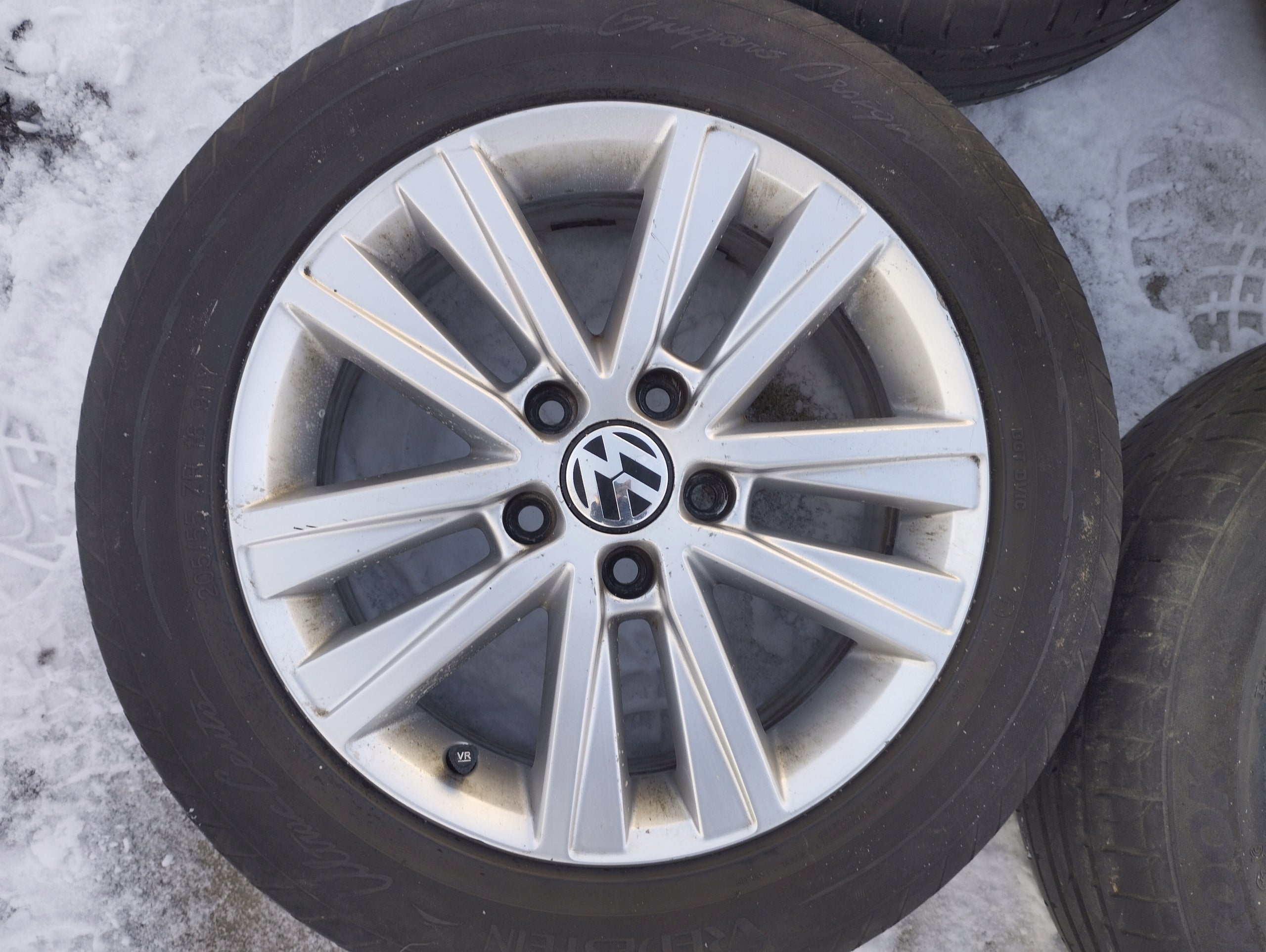 Alu Felge Volkswagen Passat T5 Golf 16 Zoll 6.5J 5x112 5K0601025AJ