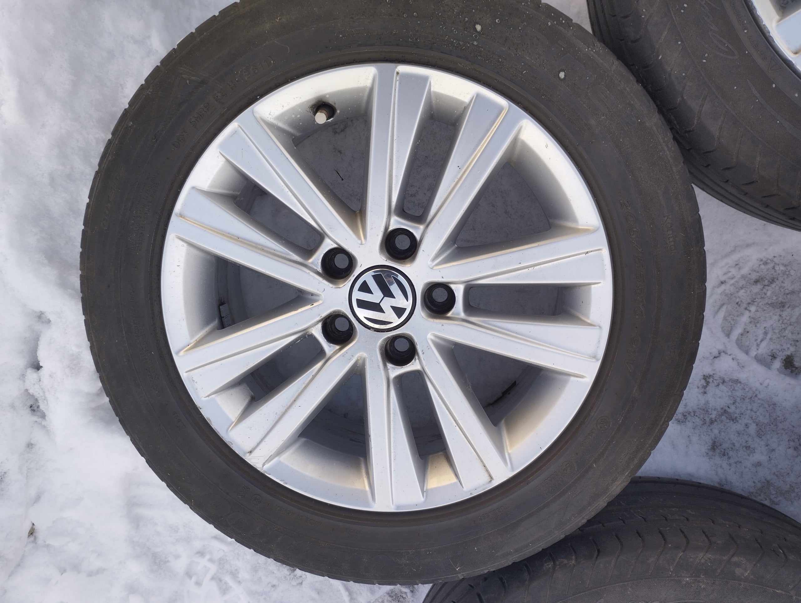 Alu Felge Volkswagen Passat T5 Golf 16 Zoll 6.5J 5x112 5K0601025AJ