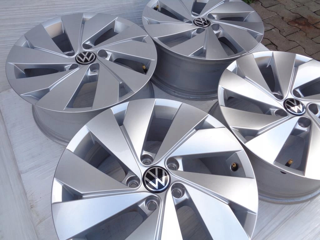 Alu Felge Volkswagen Passat Touran Golf 17 Zoll 7.5J 5x112 51ET 5H0601025C