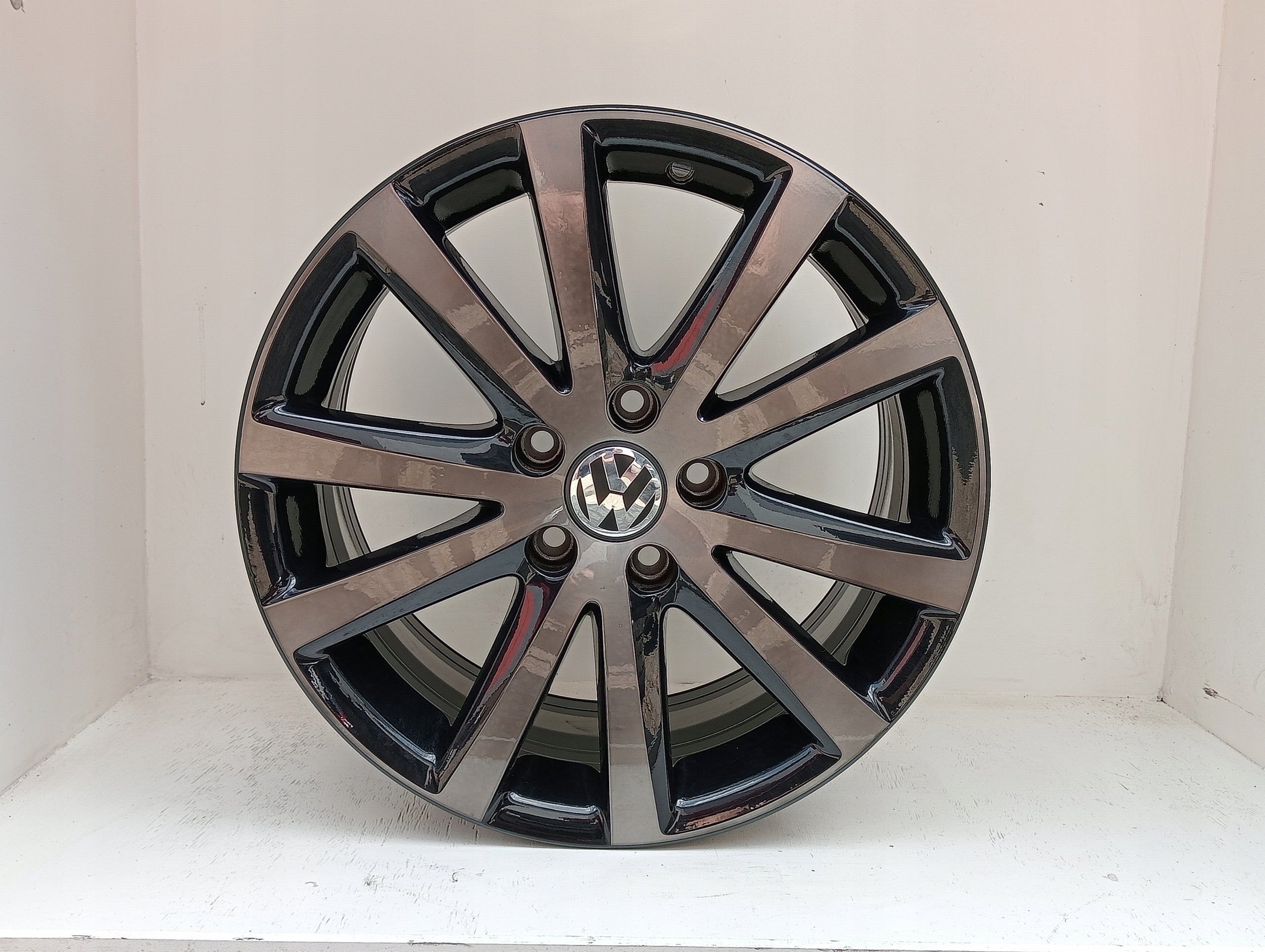  Alu Felge Volkswagen Passat Touran Golf 17 Zoll 7.5J 5x112 47ET 3c0601025 product image