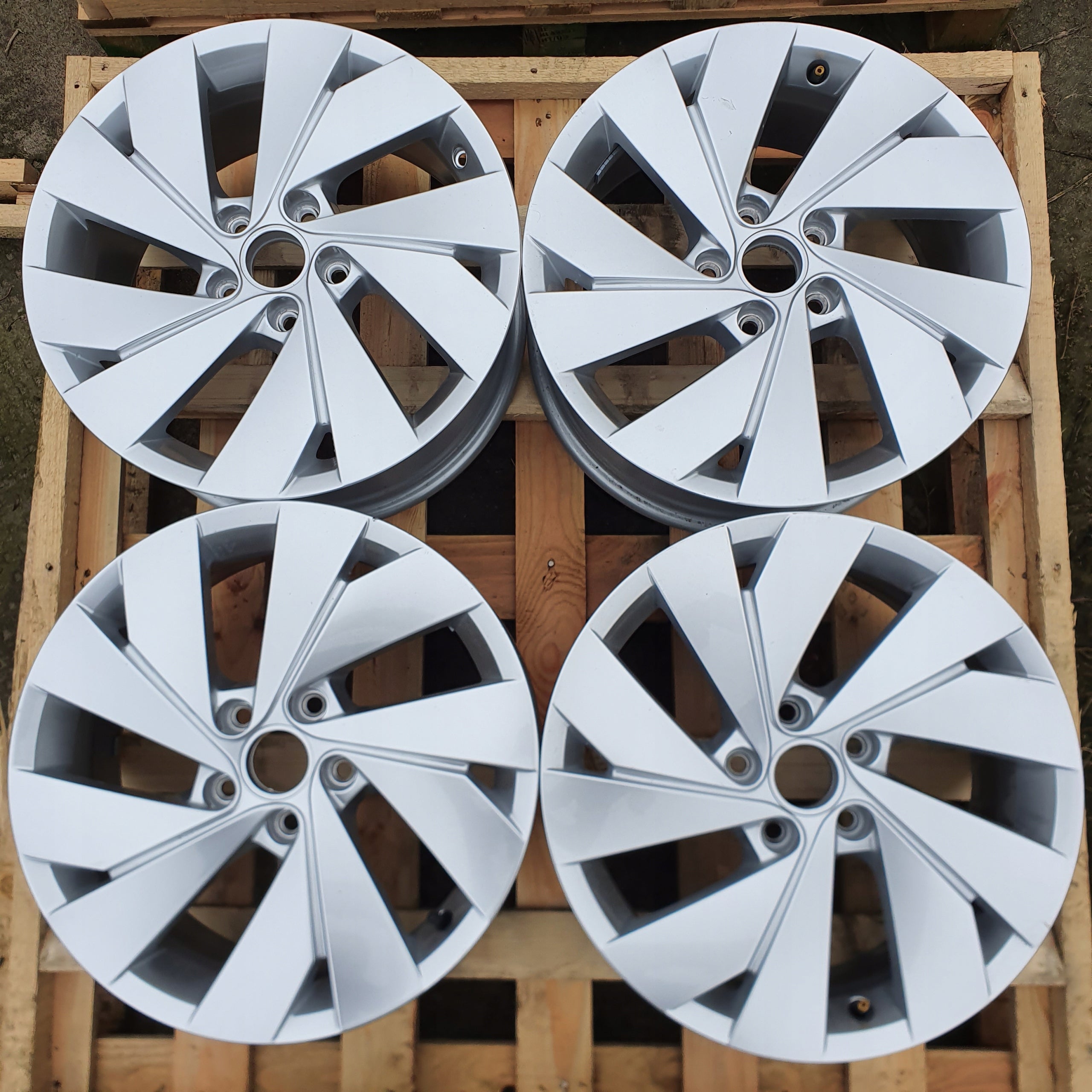 Alu Felge Volkswagen Passat Golf 17 Zoll 7.5J 5x112 51ET 5H0601025C