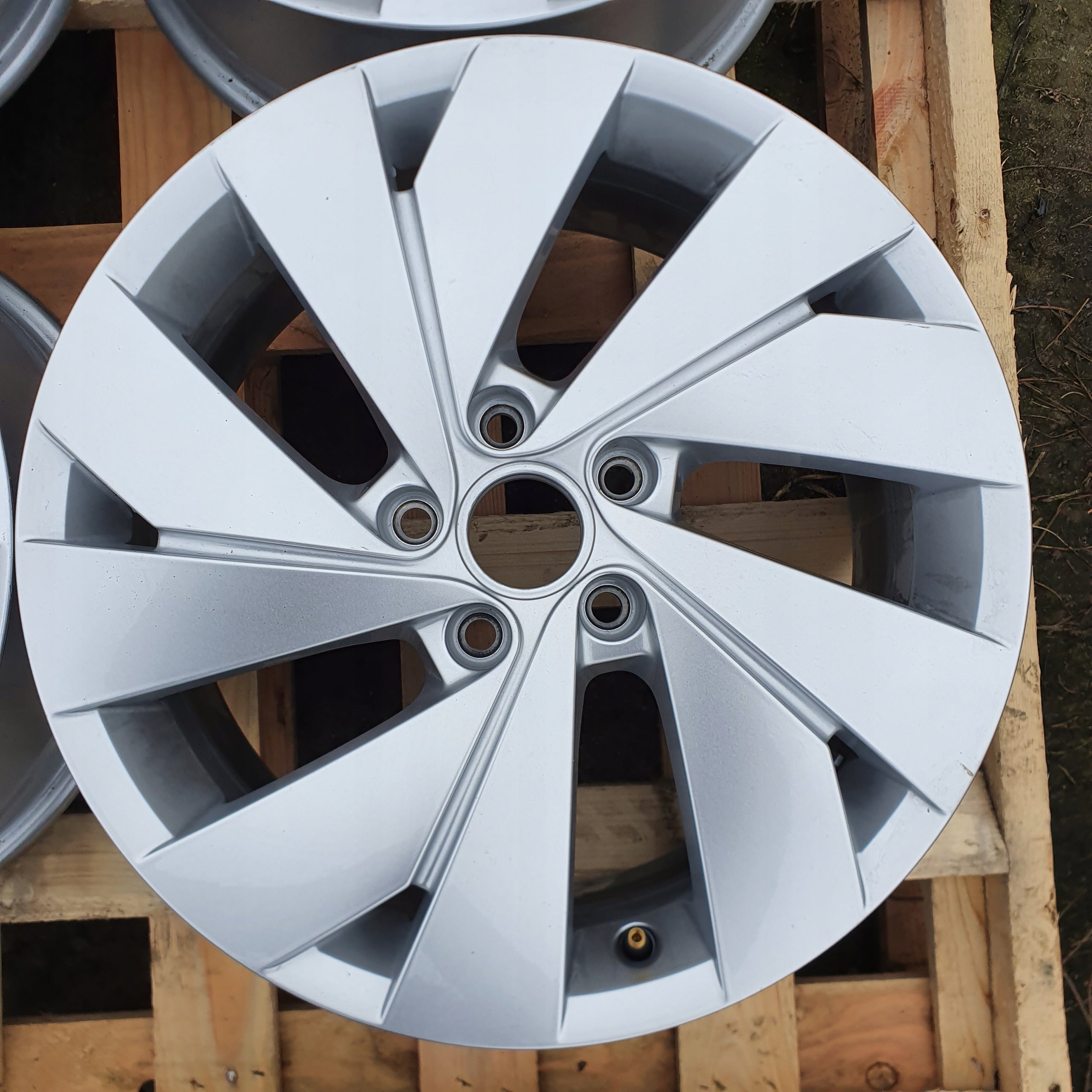 Alu Felge Volkswagen Passat Golf 17 Zoll 7.5J 5x112 51ET 5H0601025C