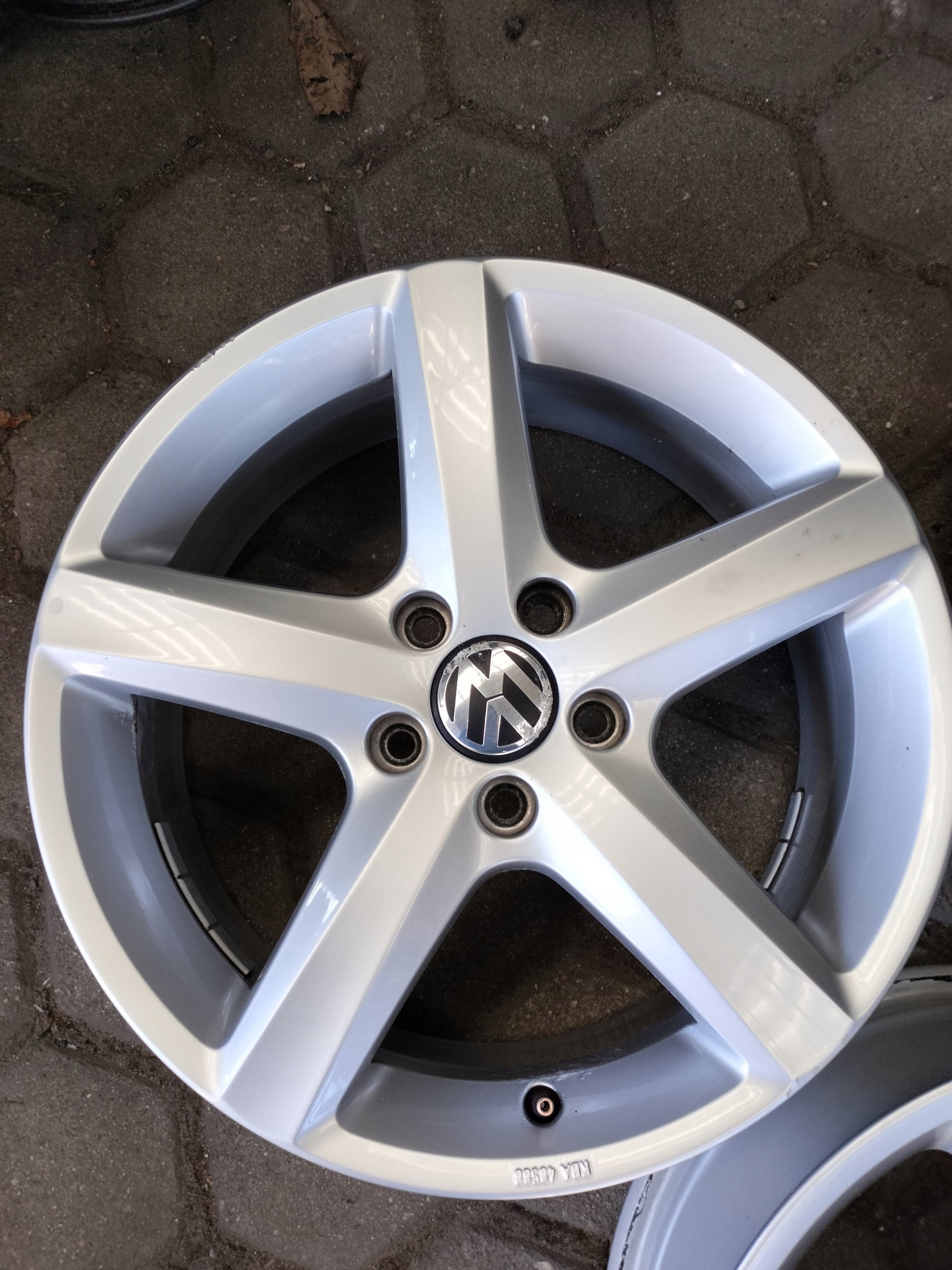 Alu Felge Volkswagen Passat Golf 17 Zoll 6.5J 5x112 39ET 1K8071497A