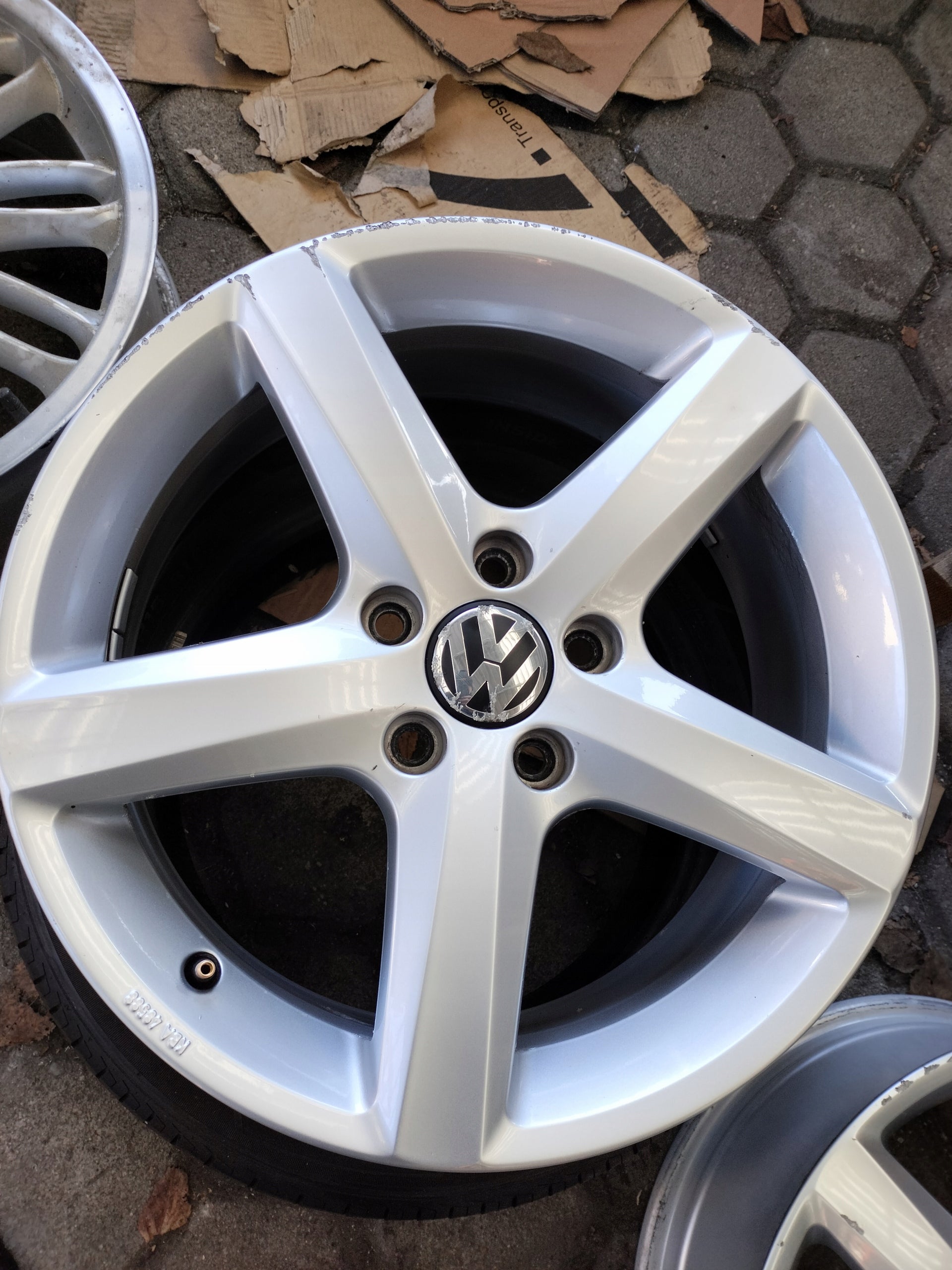 Alu Felge Volkswagen Passat Golf 17 Zoll 6.5J 5x112 39ET 1K8071497A