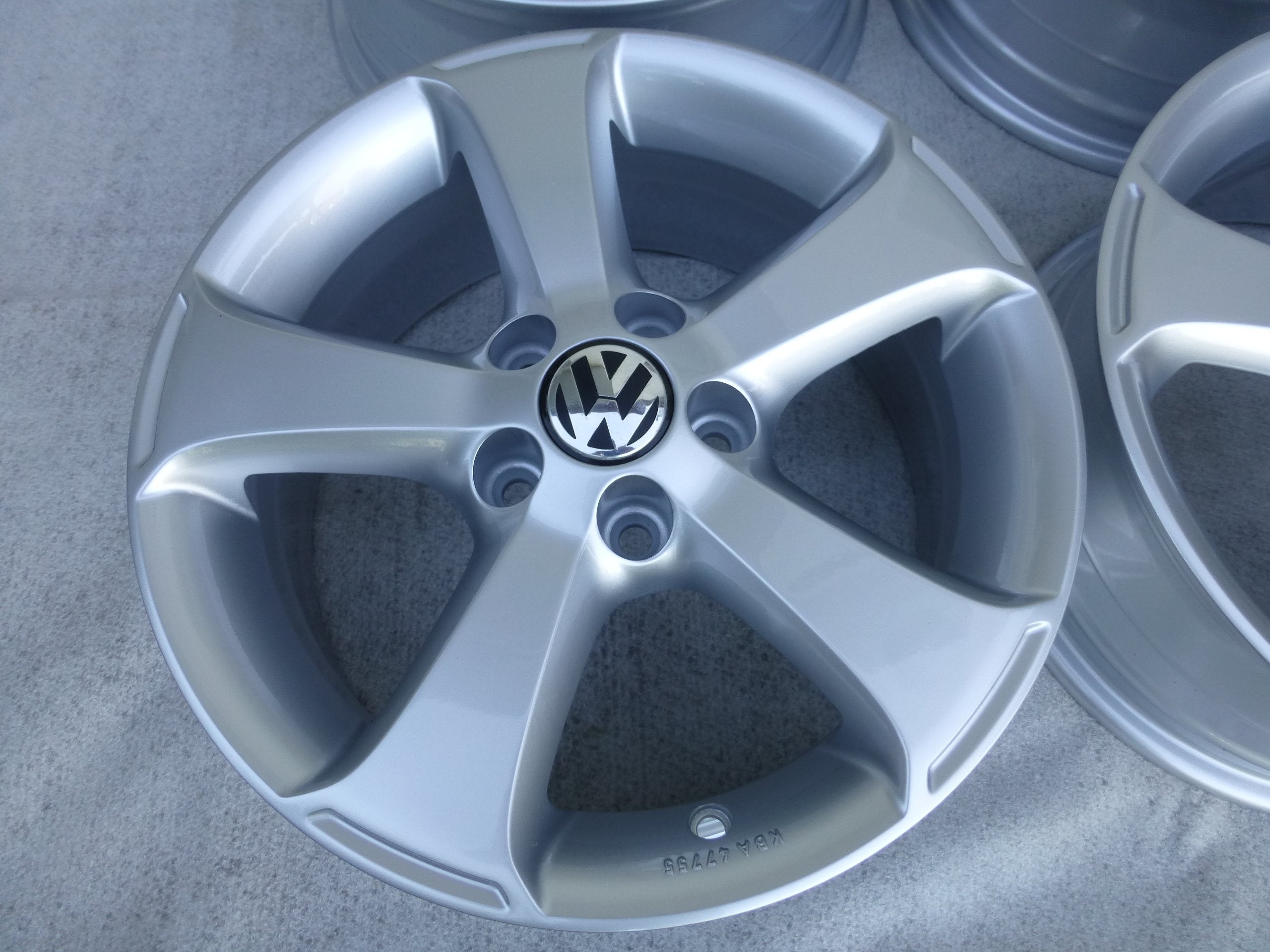 Alu Felge Volkswagen Polo Golf Aluminum rim 15 Zoll 6.0J 5x100