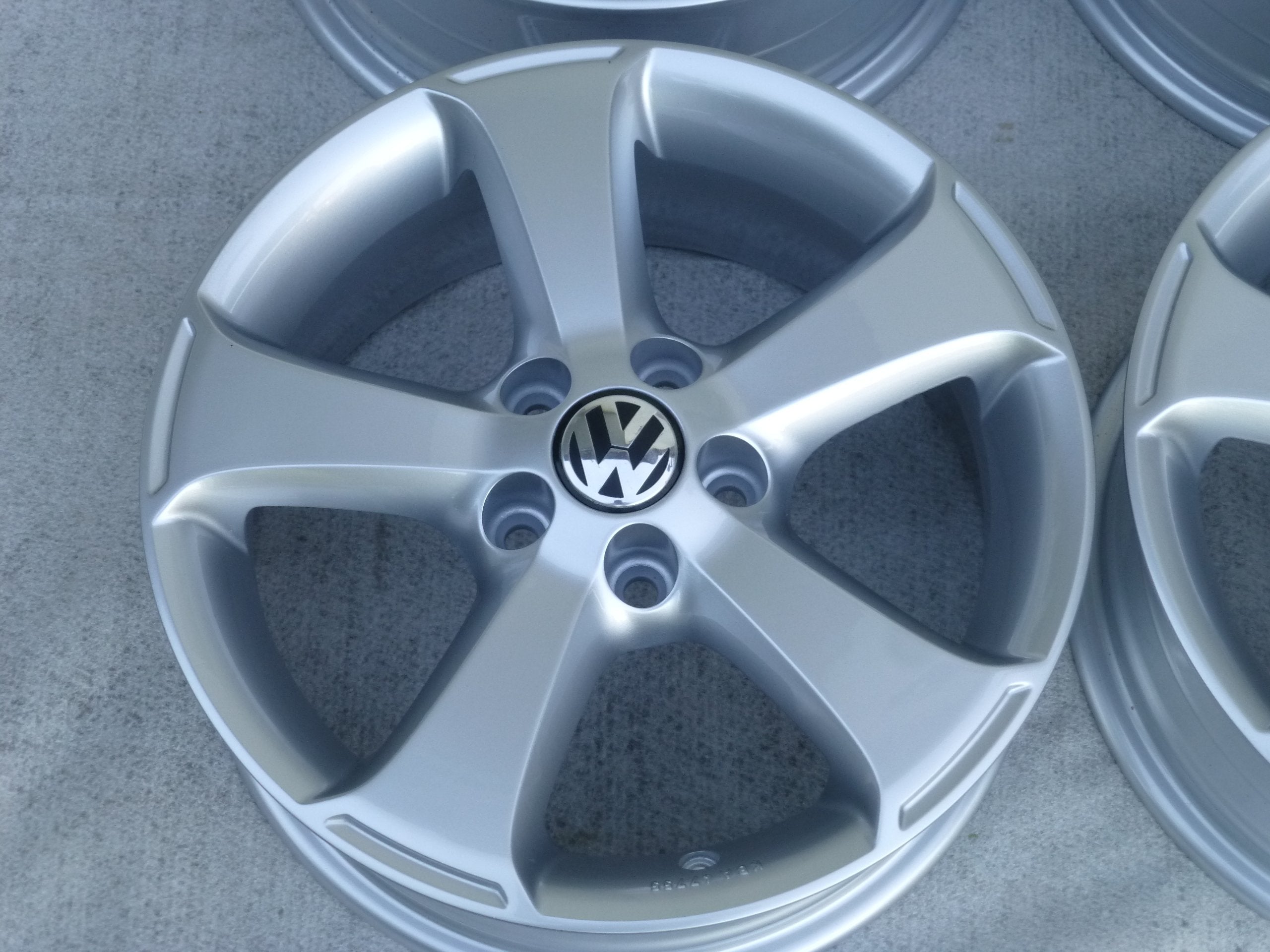 Alu Felge Volkswagen Polo Golf Aluminum rim 15 Zoll 6.0J 5x100