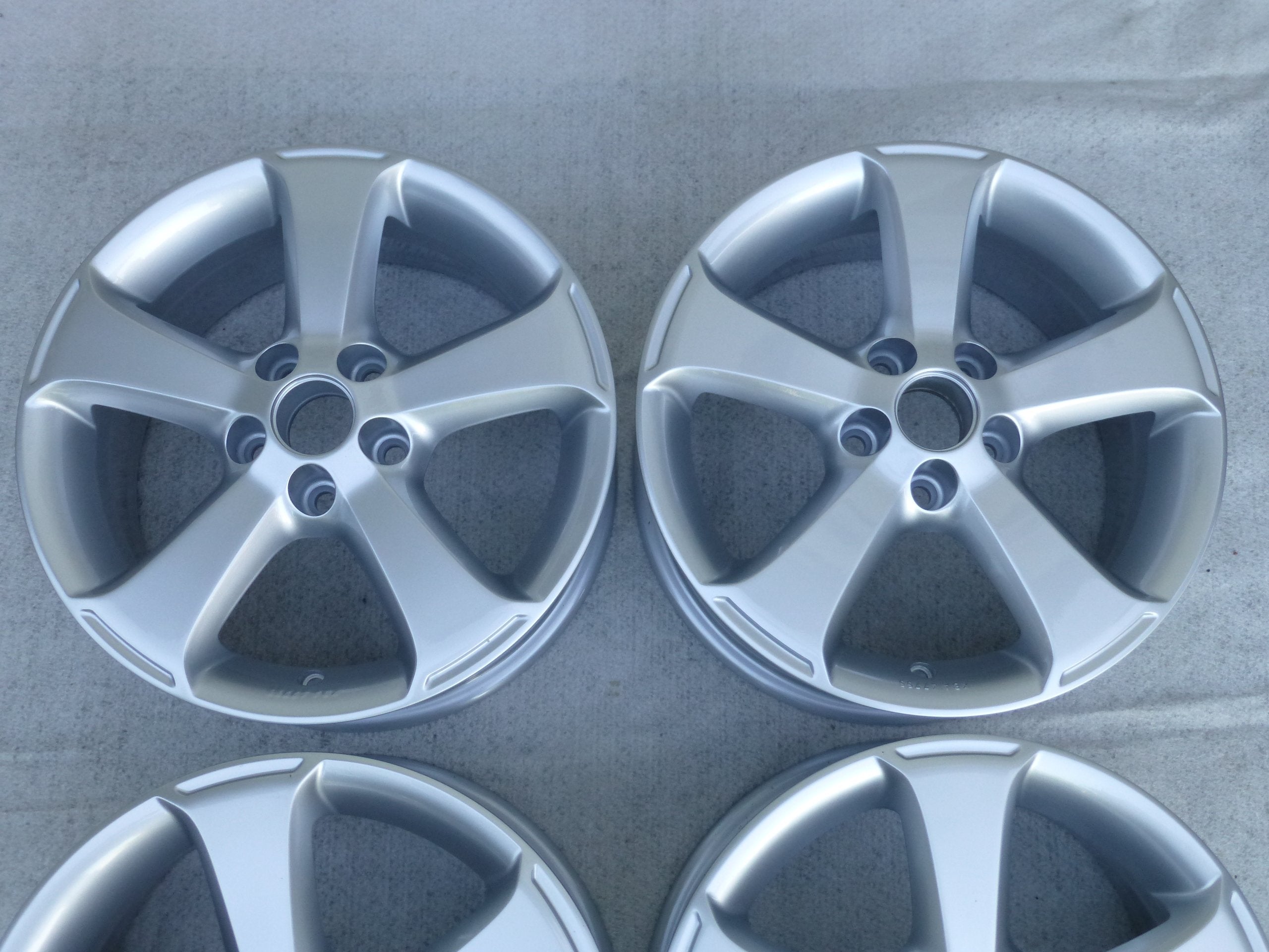 Alu Felge Volkswagen Polo Golf Aluminum rim 15 Zoll 6.0J 5x100