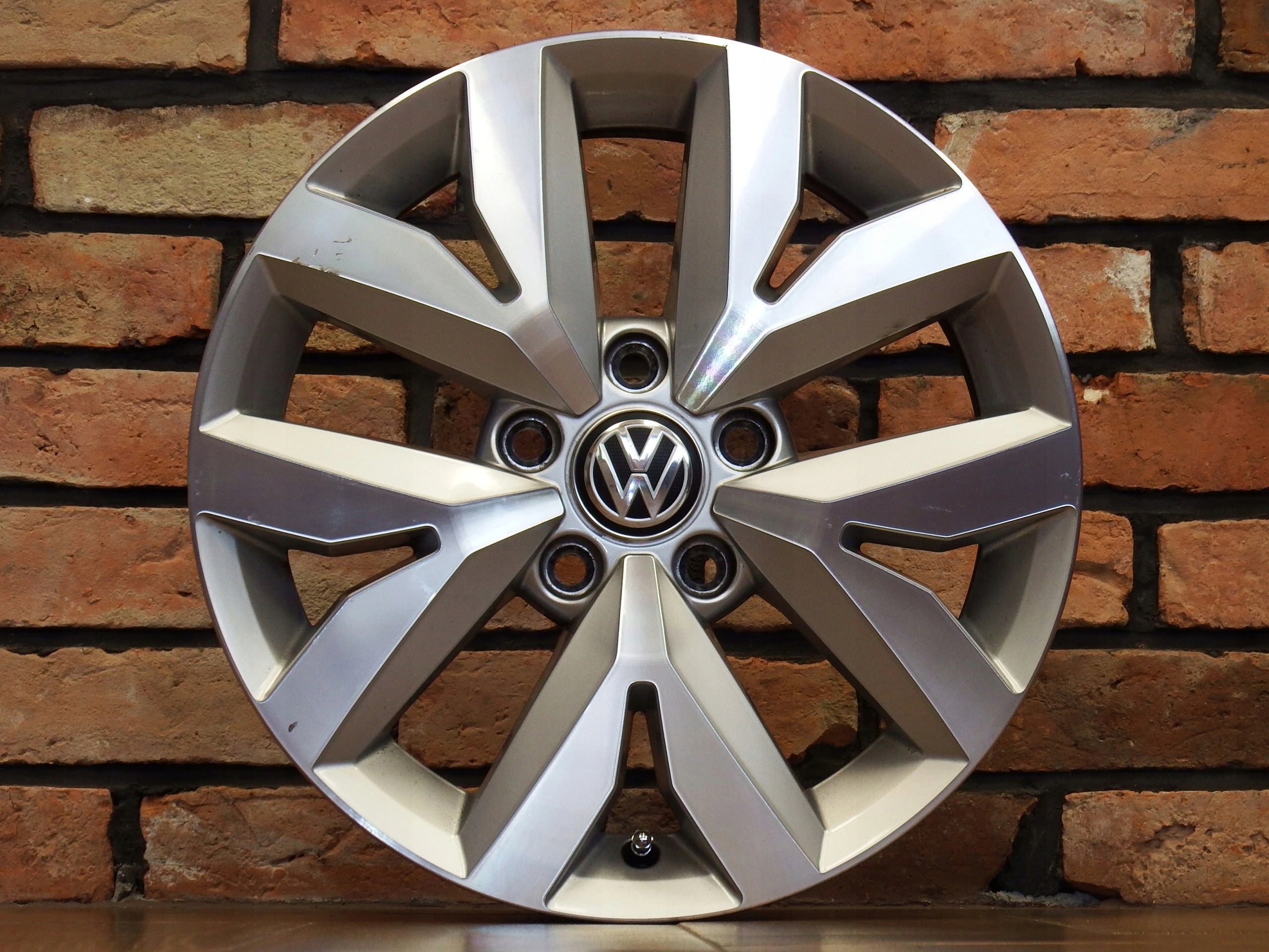 Alu Felge Volkswagen T4 Golf Touran Aluminum rim 16 Zoll 6.5J 5x112 48ET