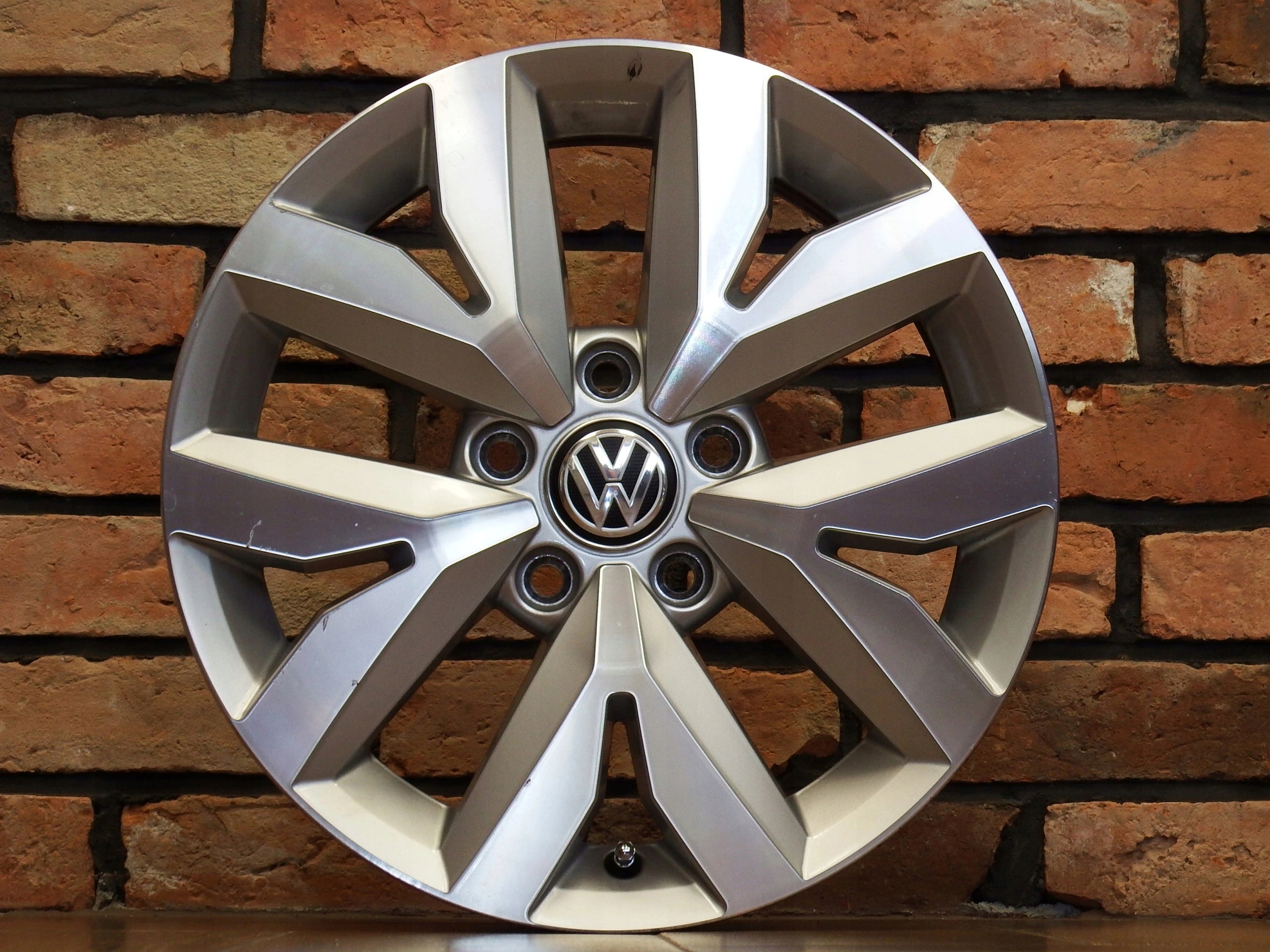 Alu Felge Volkswagen T4 Golf Touran Aluminum rim 16 Zoll 6.5J 5x112 48ET