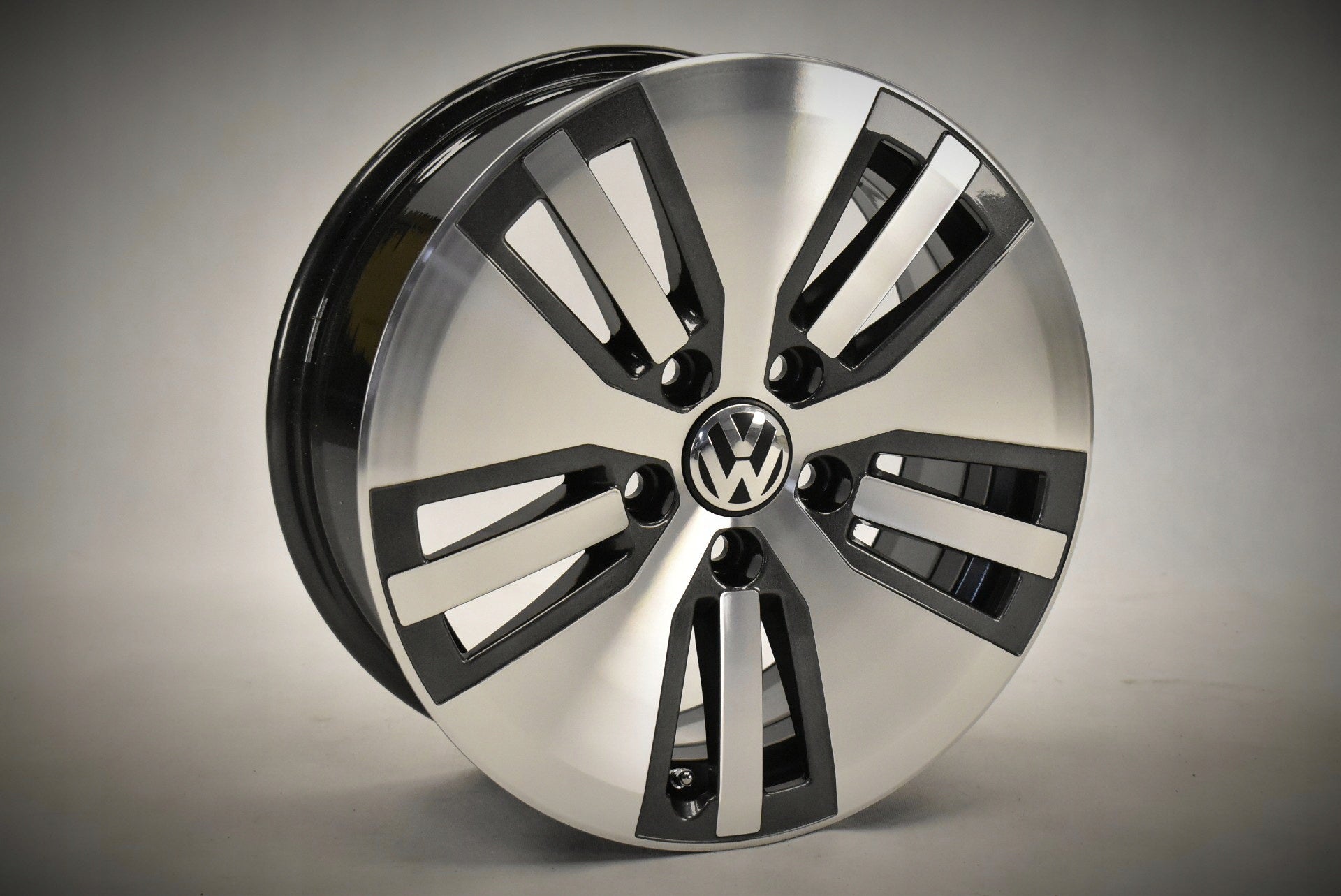  Alu rim Volkswagen Golf T4 Aluminum rim 16 inch 6.5J 5x112 46ET 5GE601025  product image